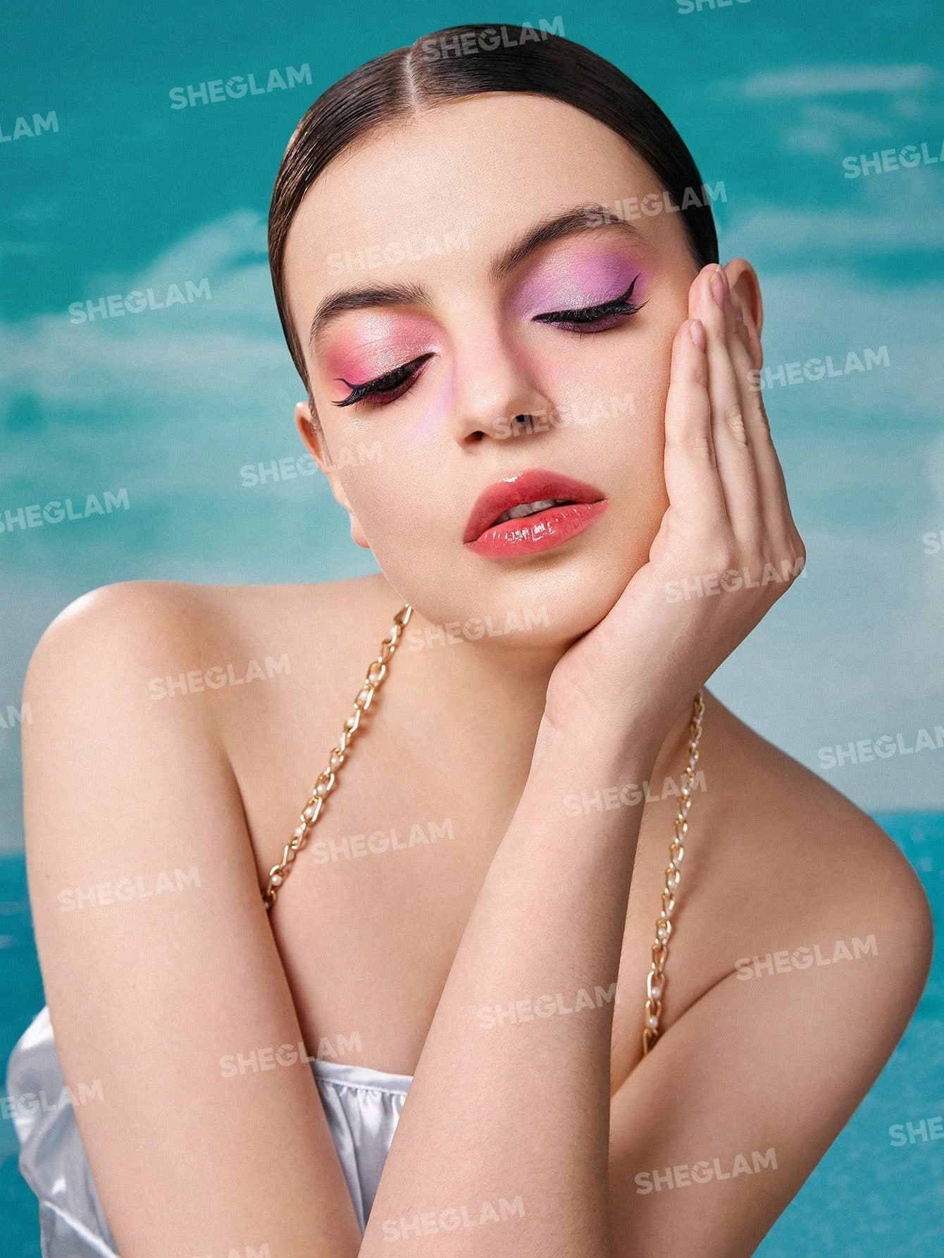 پالت سایه شیگلم مدل : Cloud Nine Palette — تصویر ۱۱