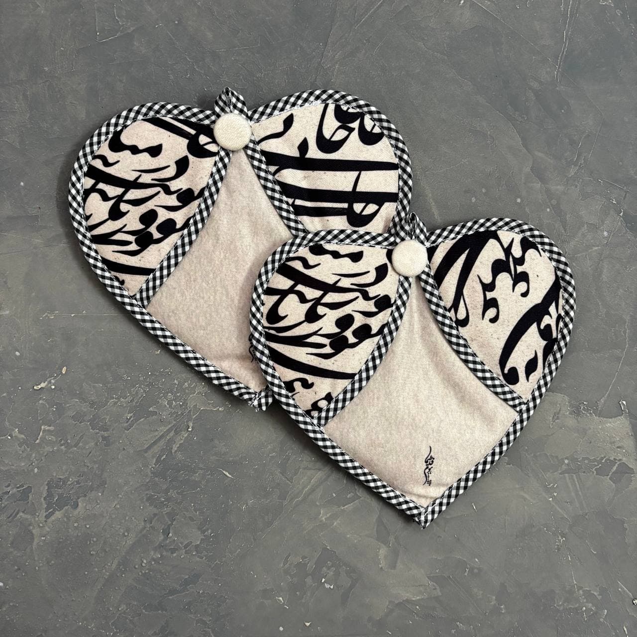 دستگیره قلبی مخمل غزل – طرح 131 — تصویر ۲