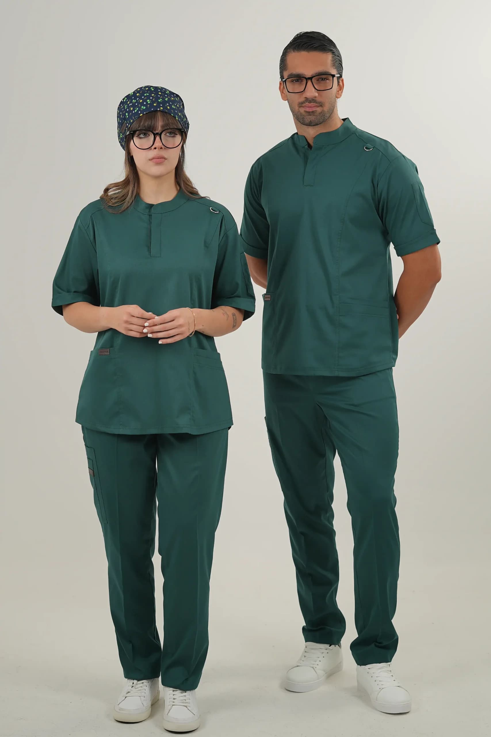 اسکراب پزشکی یقه دیپلمات اسپرت سبز یشمی — تصویر ۱۲