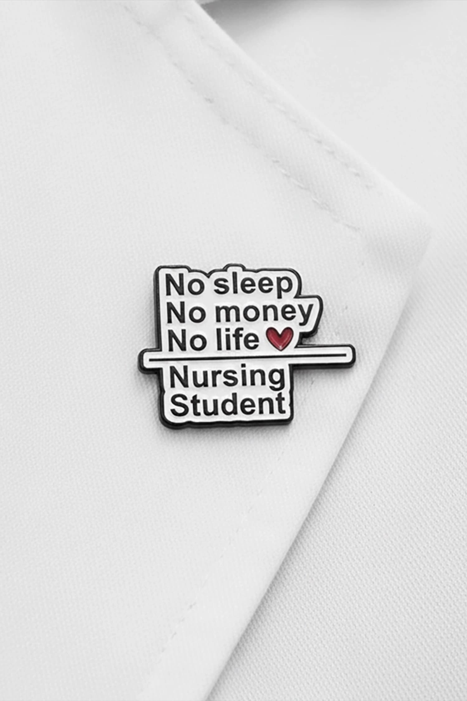 سنجاق سینه طرح Nursing Student — تصویر ۲