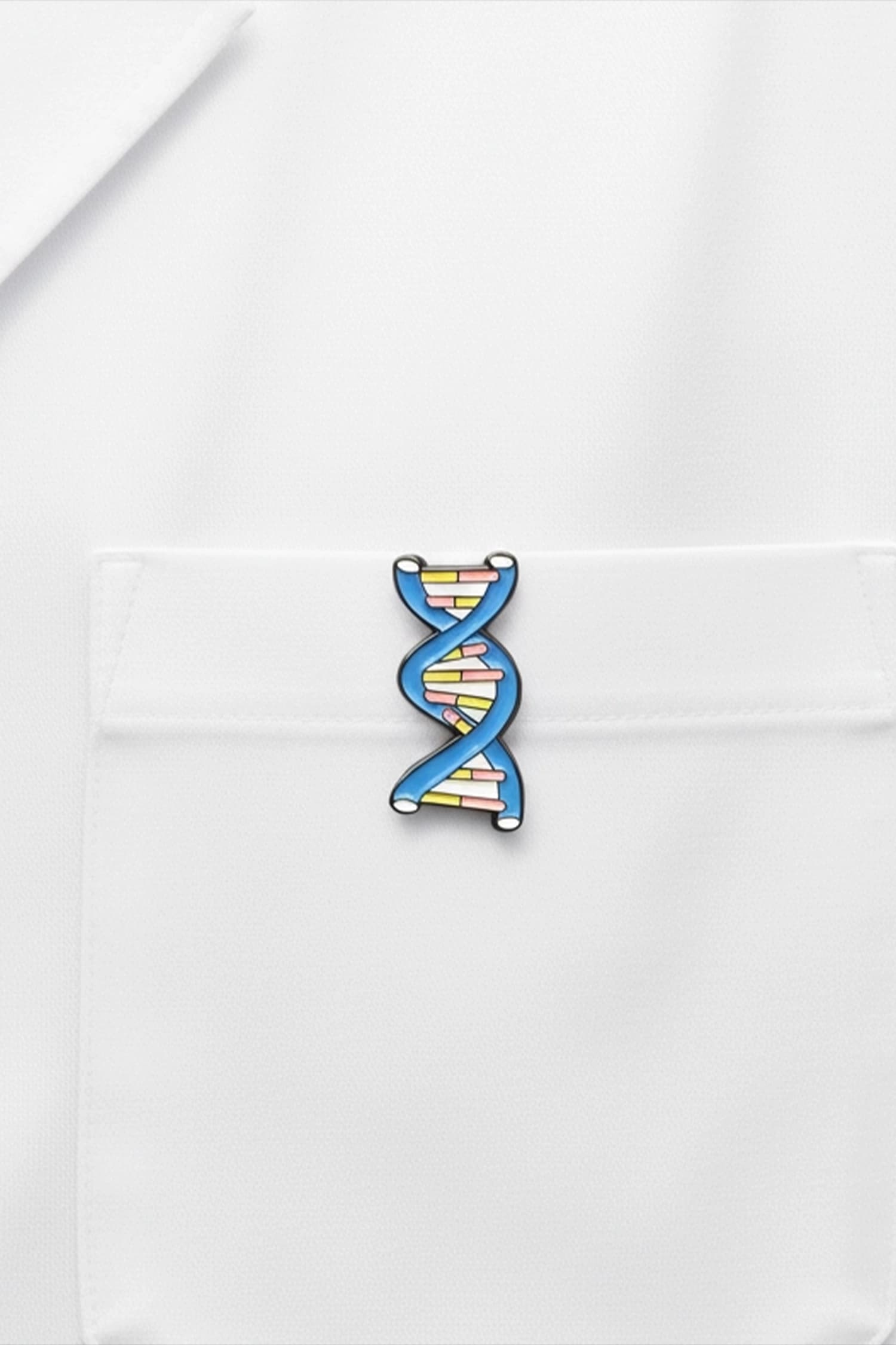 سنجاق سینه DNA