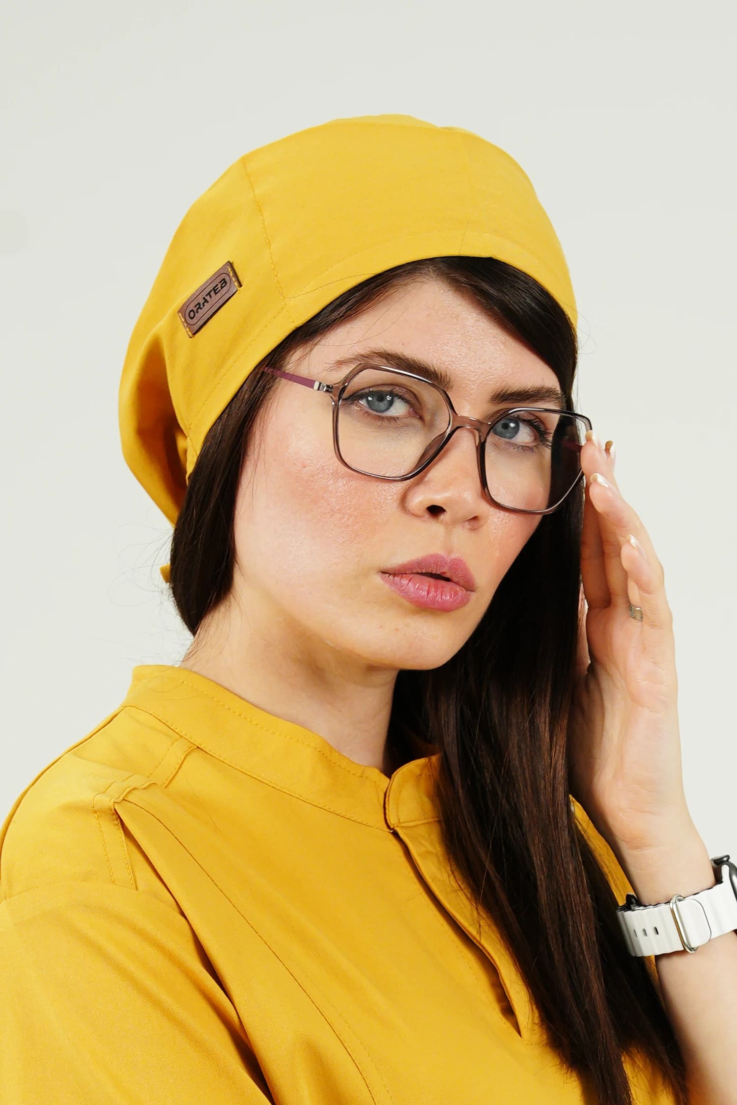 کلاه جراحی ساده خردلی کد 43 — تصویر ۲