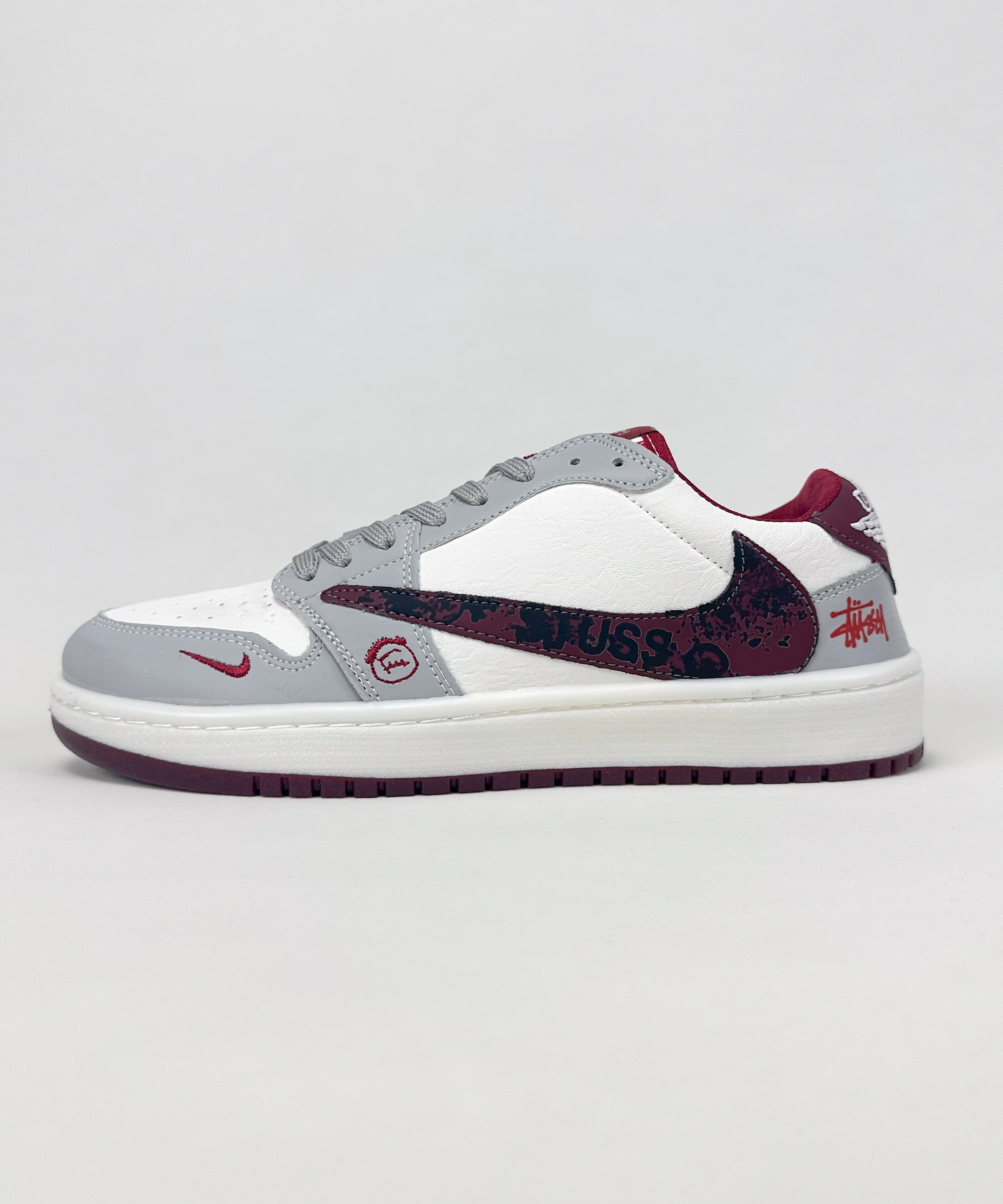 کفش روزمره زنانه و مردانه نایک Air Jordan 1 Low Travis Stussy طوسی زرشکی