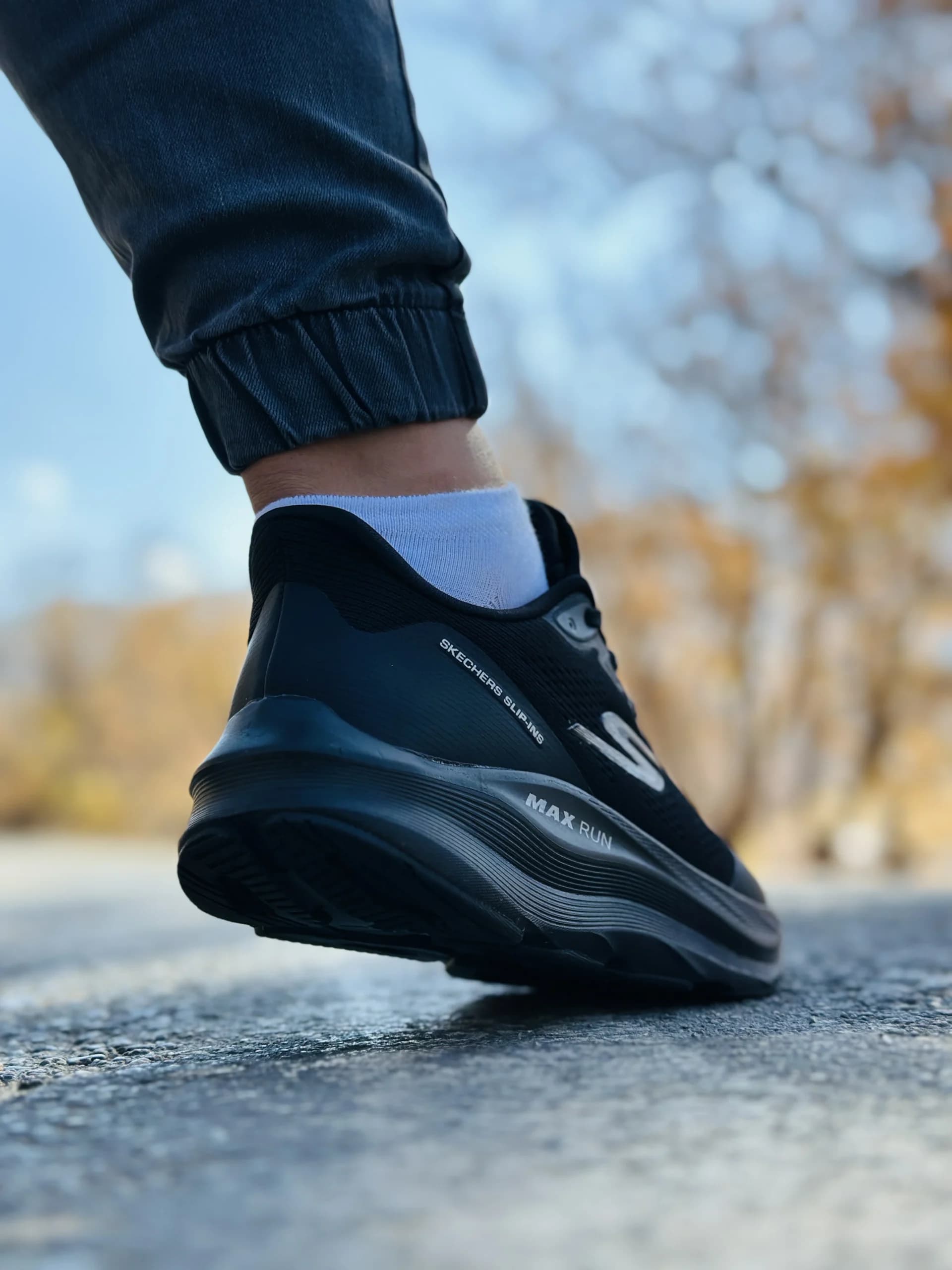 کتونی اسکیچرز مدل slip-ins مشکی — تصویر ۱۲