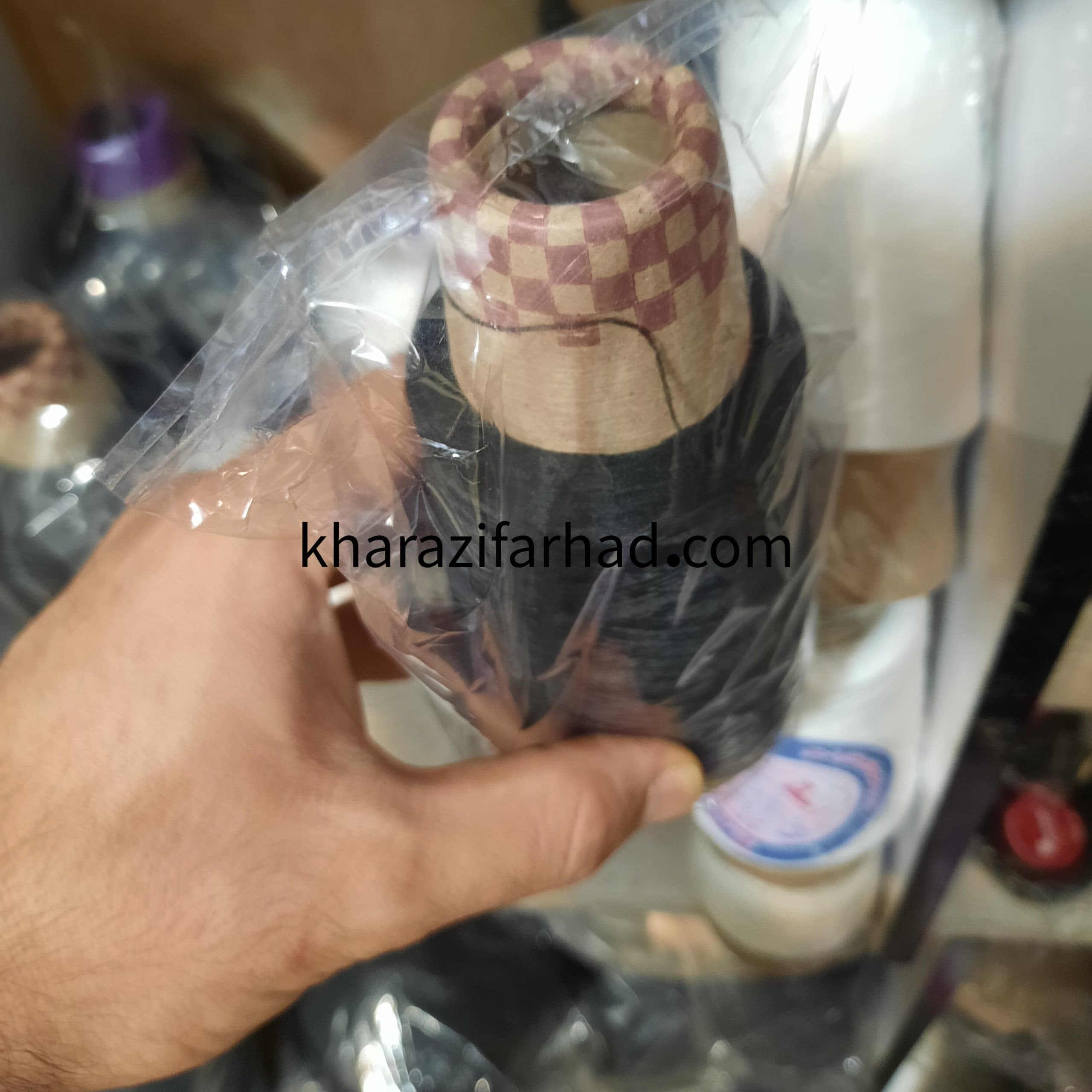 نخ سردوز 100 گرمی بسته 60 عددی سفید و مشکی عمده — تصویر ۳