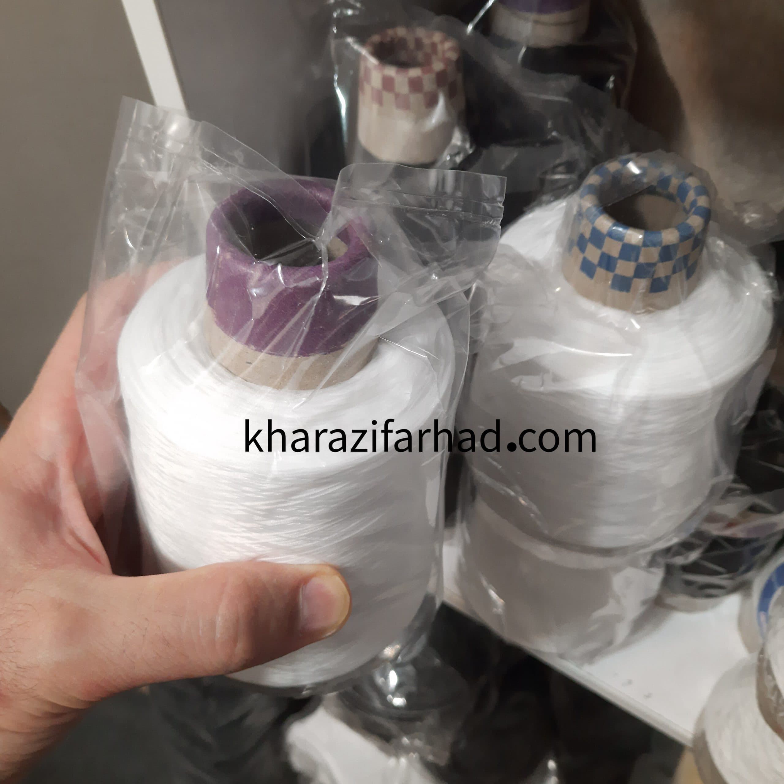 نخ سردوز 250 گرمی سفید و مشکی عددی — تصویر ۳