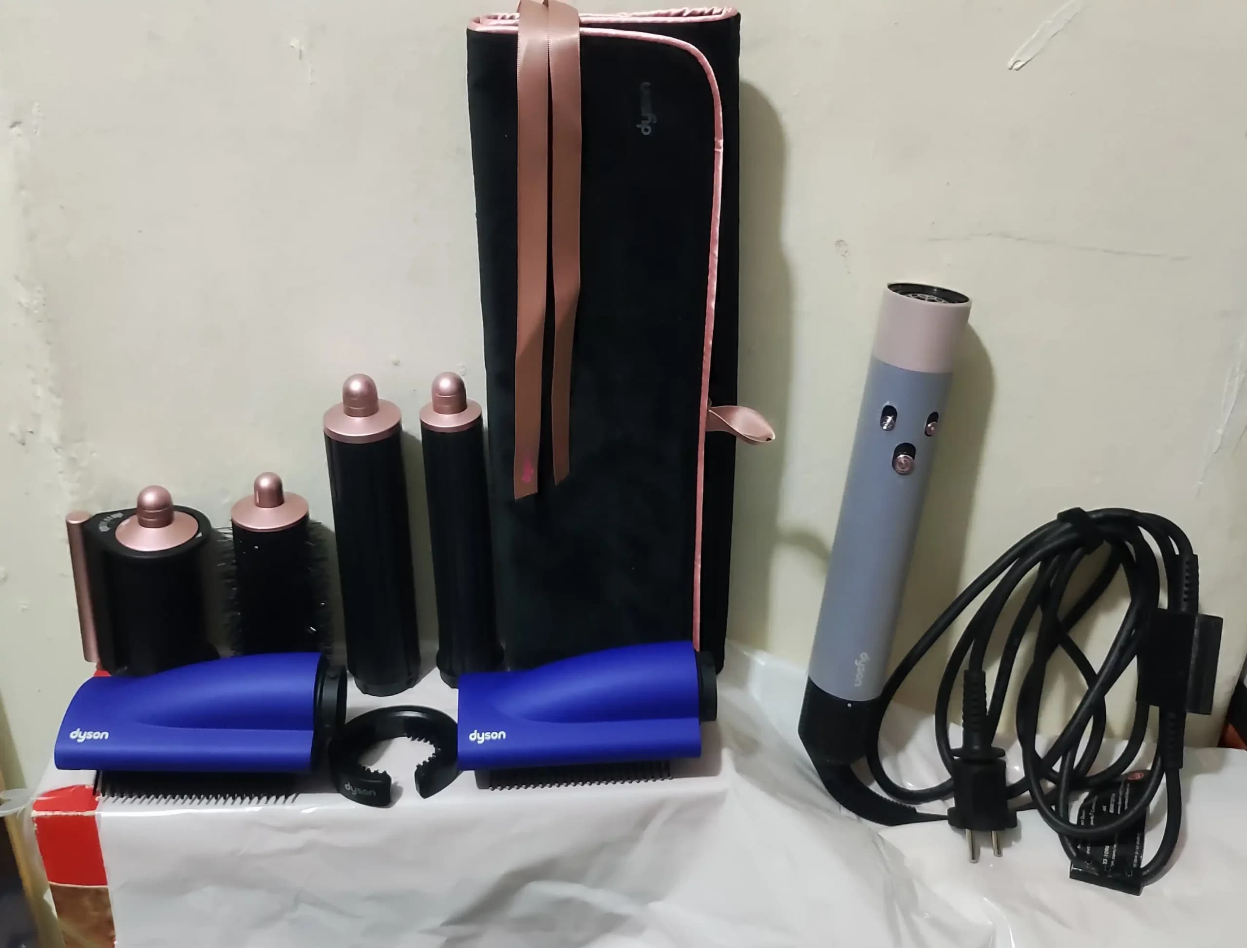 سشوار حالت دهنده دایسون HS05 — تصویر ۹