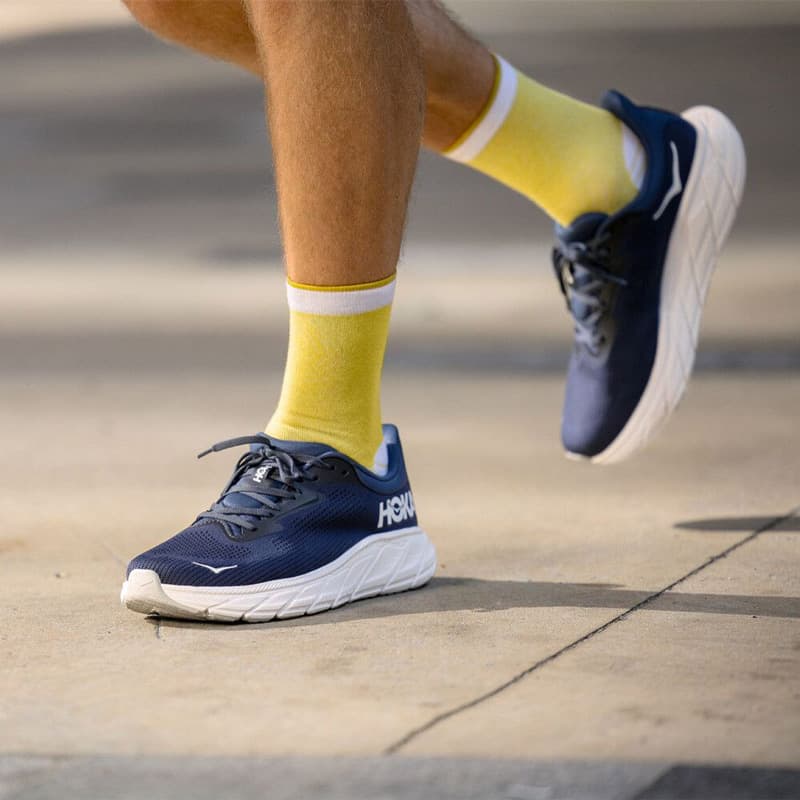 کفش رانینگ مردانه هوکا Hoka Running Shoes Arahi 7 سرمه ای — تصویر ۲