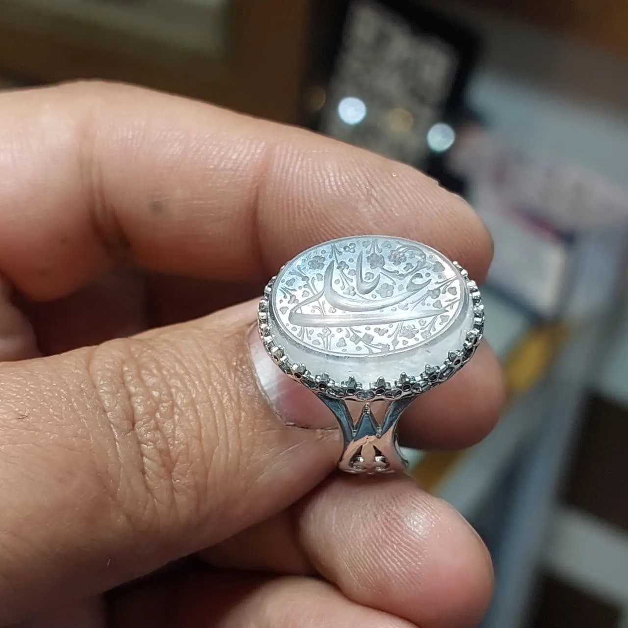 انگشتر در نجف اصل “تجلی حیدری” – با حکاکی “یا علی” و رکاب نقره کد 2402 — تصویر ۶