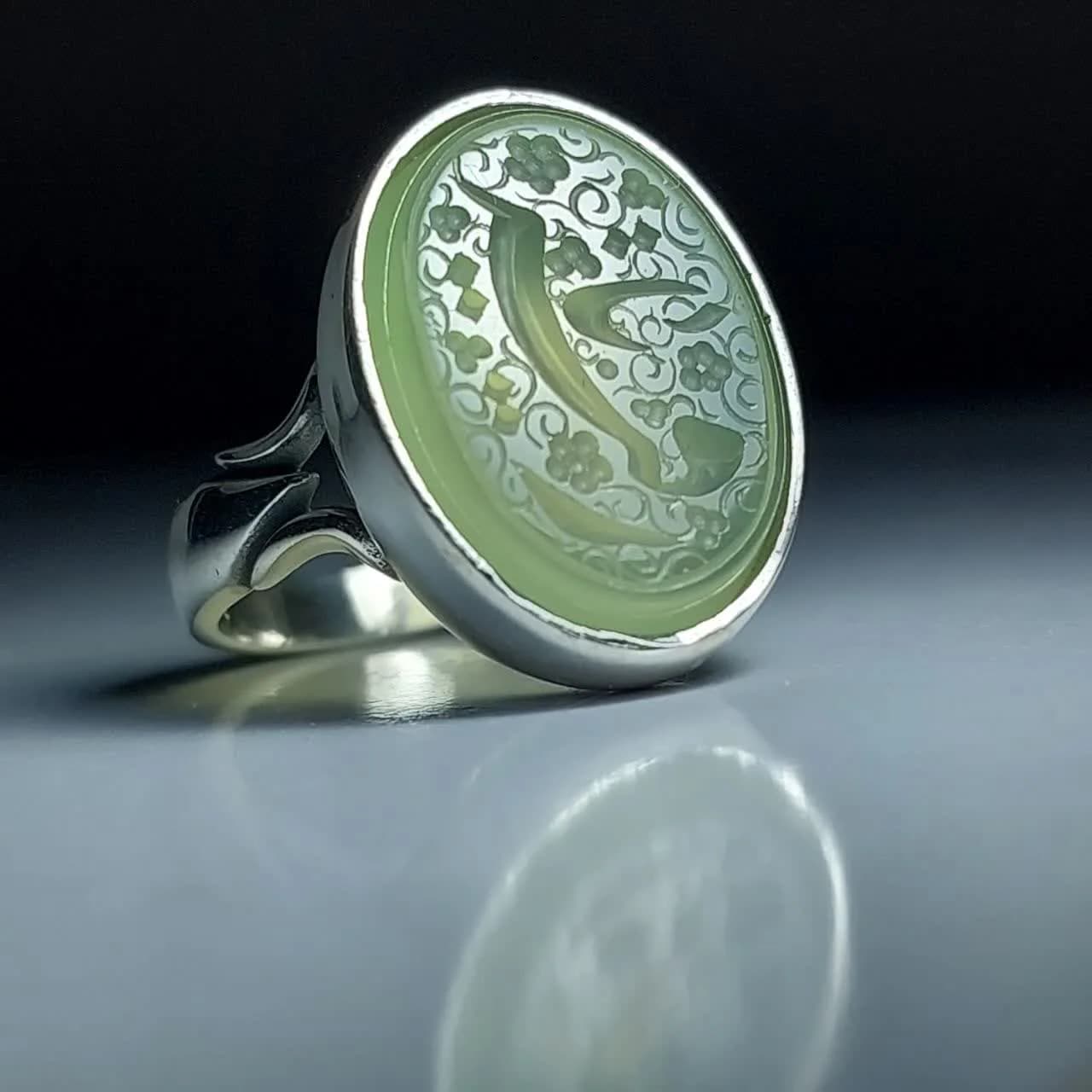 انگشتر نقره عقیق سبز کاهویی با حکاکی دعا (رقیه)؛ چشمه آرامش کد 1891 — تصویر ۲