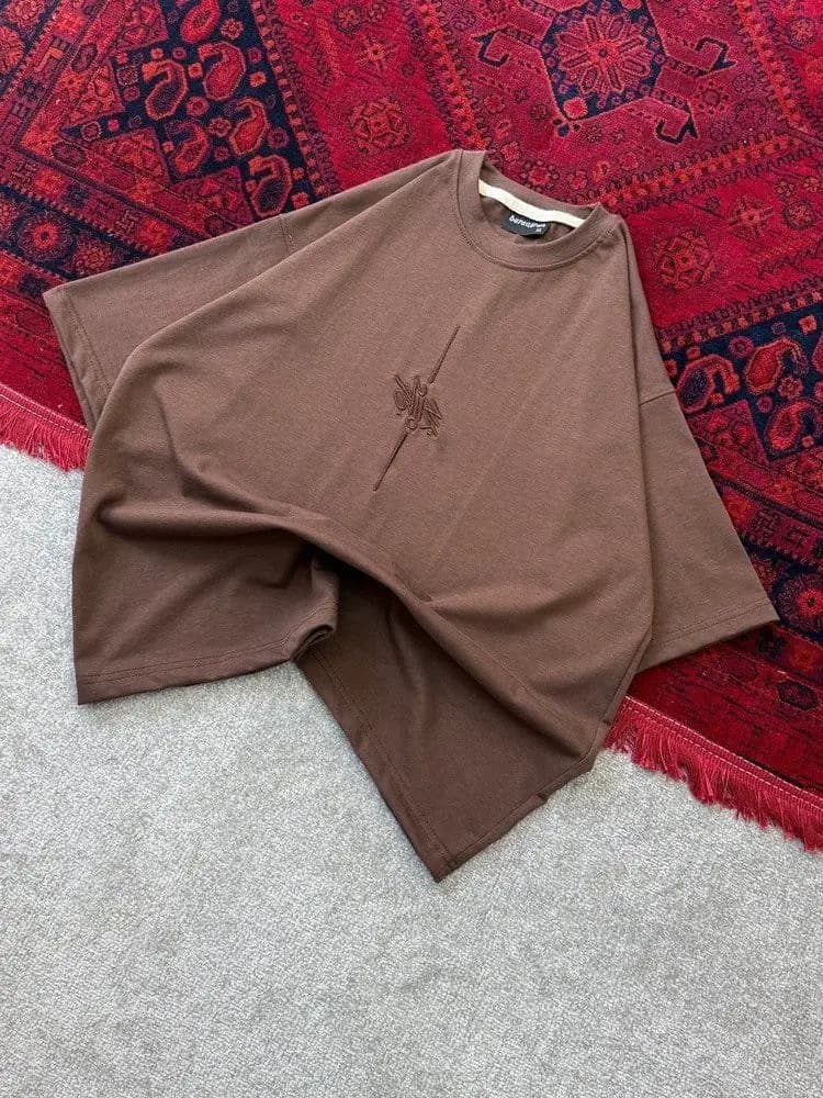 تیشرت باکسی ماکان گلدوزی مینیمال رنگبندی پارچه — تصویر ۴