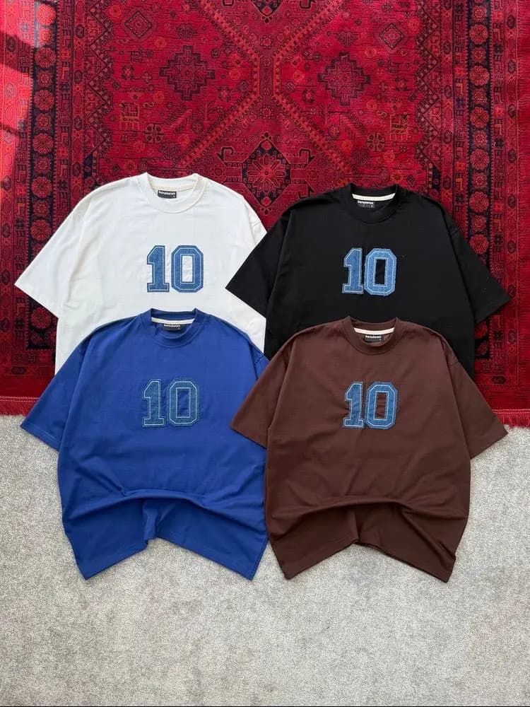 تیشرت باکسی گلدوزی شماره ده 10 رنگبندی پارچه ماکان — تصویر ۲