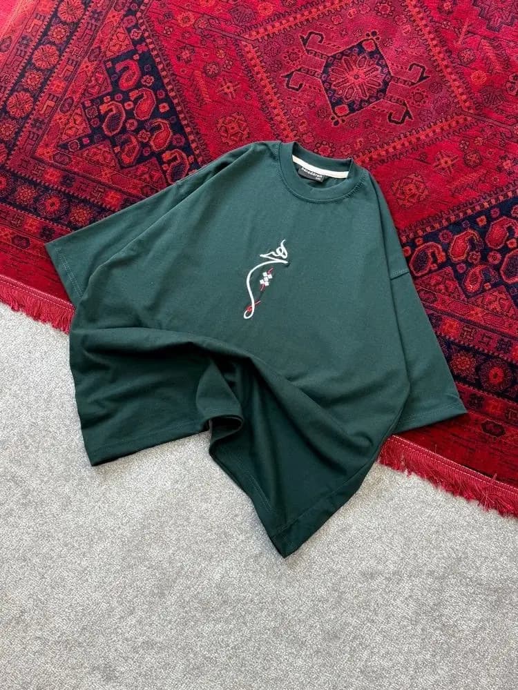 تیشرت باکسی گلدوزی هیچ رنگبندی پارچه ماکان — تصویر ۴