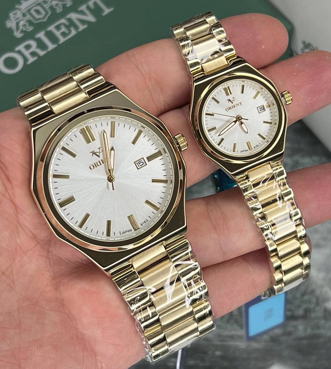 ساعت اورینت Orient V ست زنانه و مردانه مدل 816G.816L رنگ طلایی صفحه سفید