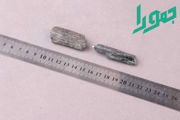 مدال تورمالین سیاه کشیده بلند — تصویر ۴