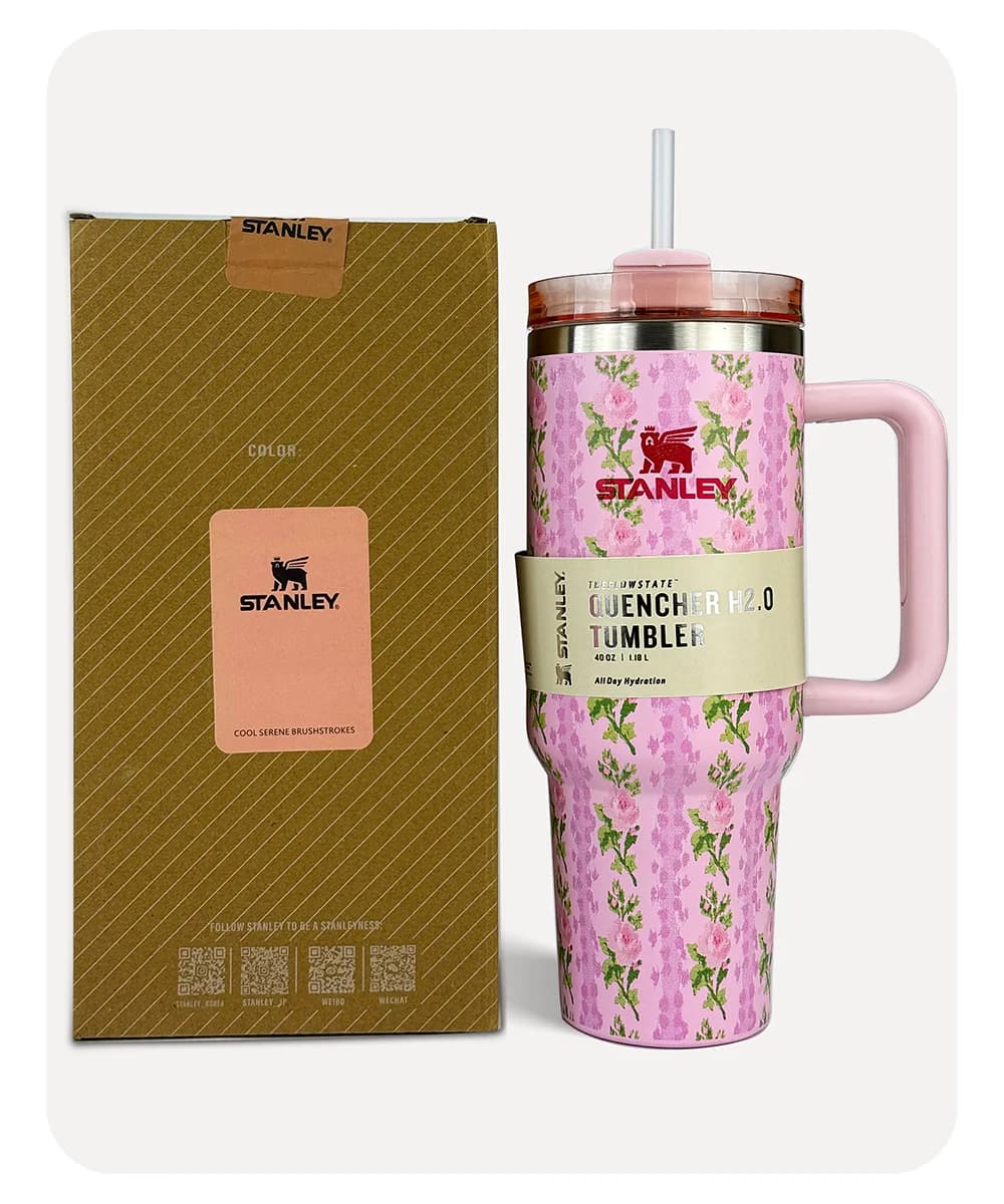 ماگ دسته‌ دار استنلی گلدار صورتی گل برجسته ۱.۱۸ لیتر مدل Quencher Tumbler H2.0