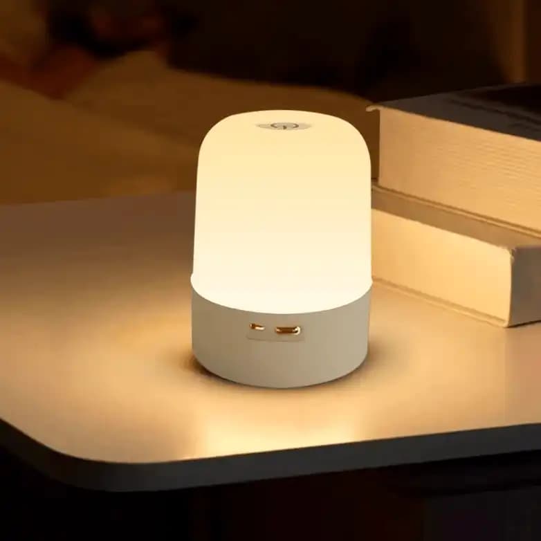 چراغ خواب LED لمسی مناسب اتاق خواب با نور سه حالته با قابلیت تنظیم