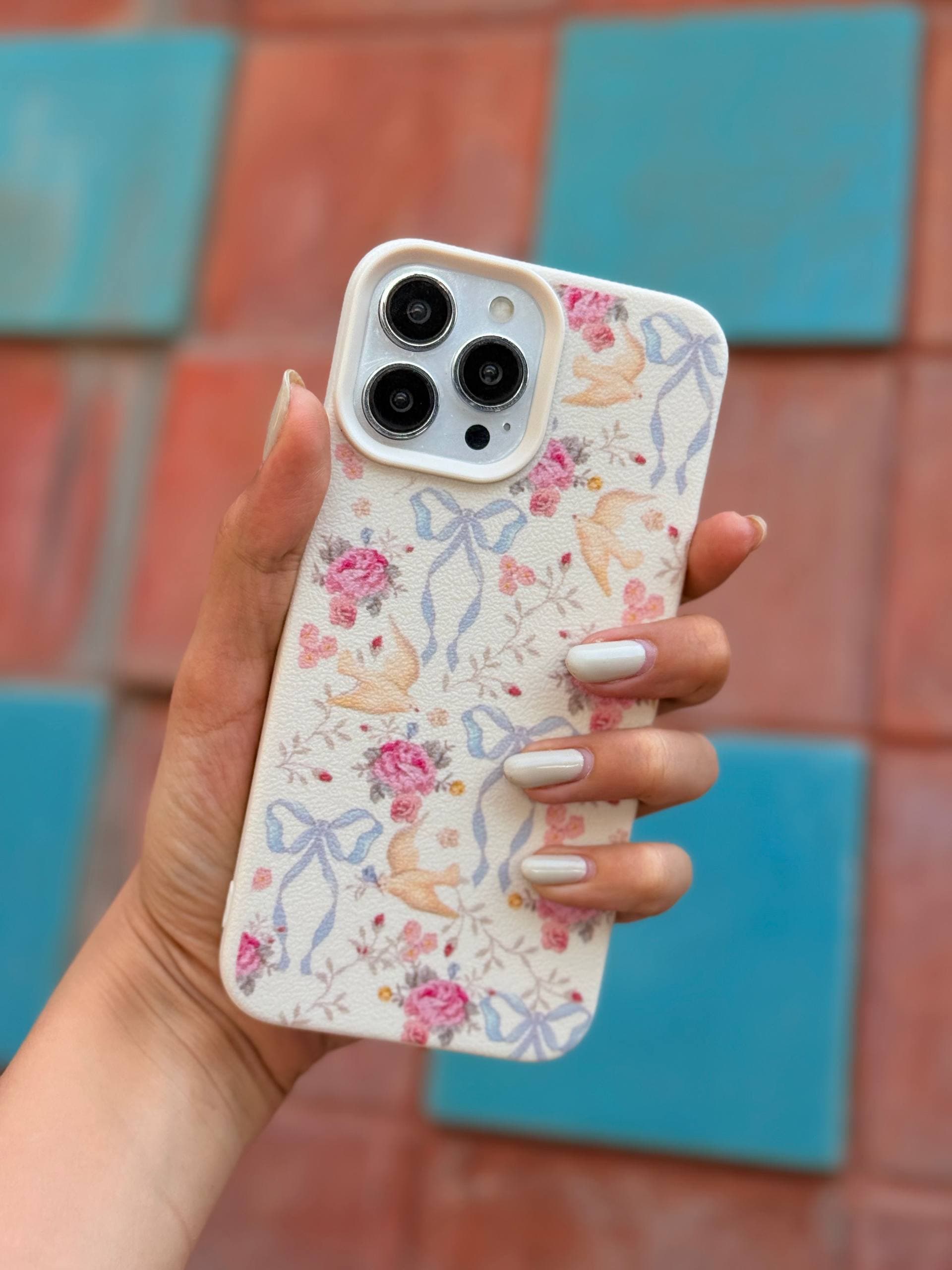 کاور فانتزی آیفون 13 پرو | قاب شیک و خاص iPhone 13 Pro — تصویر ۲