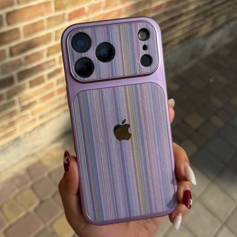 قاب Striped Case کد TRD مناسب برای گوشی موبایل آیفون Apple iPhone 13 / 13 Pro / 13 Pro Max / 14 Pro Max / 16 / 16 Pro / 16 Pro Max / 17 / 17 Pro / 17 Pro Max
