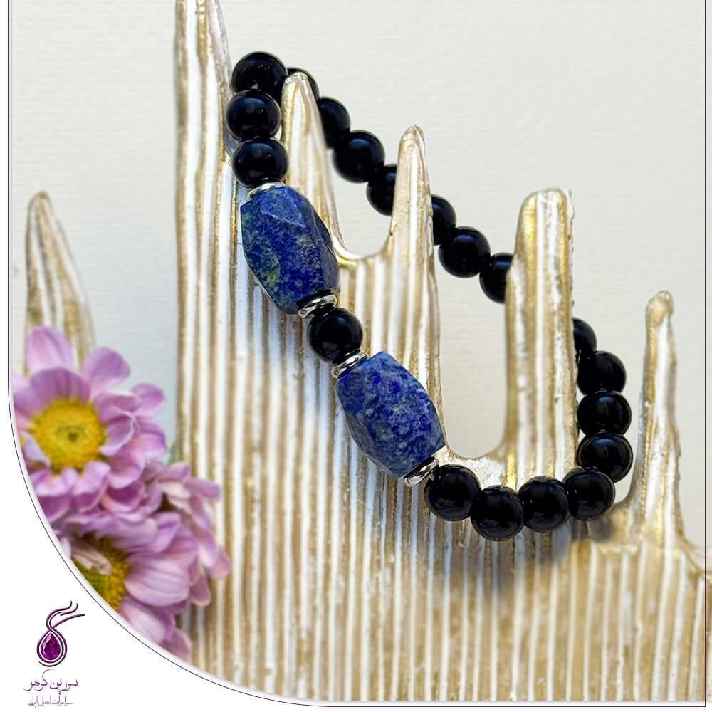 دستبند مردانه سنگ تورمالین سیاه با وسط لاجورد کد B262
