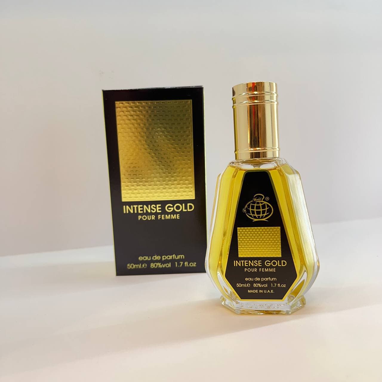 عطر اینتنس طلایی 50 میل اماراتی