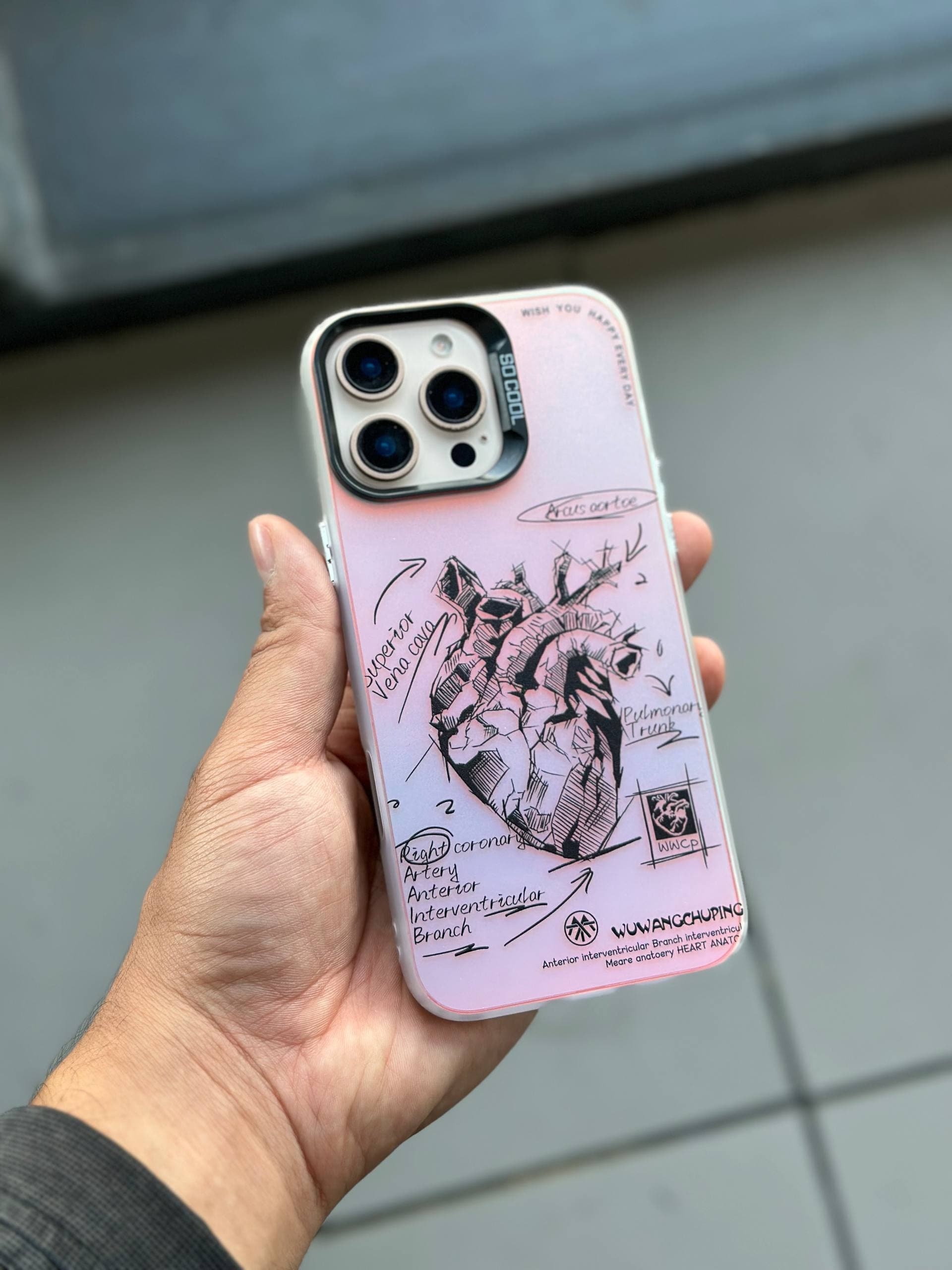 کاور هولوگرامی آناتومی قلب آیفون سری 16 | قاب فانتزی Apple iPhone 16 Pro Max