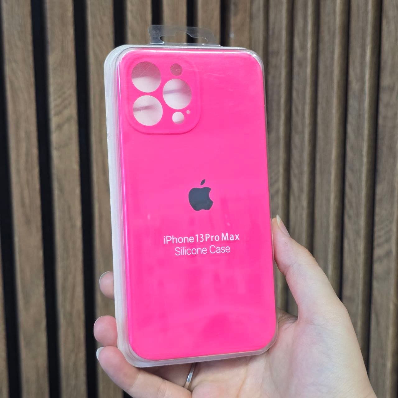 قاب سیلیکونی سرخابی آیفون سری 13 | کاور سیلیکونی Apple iPhone 13 — تصویر ۴