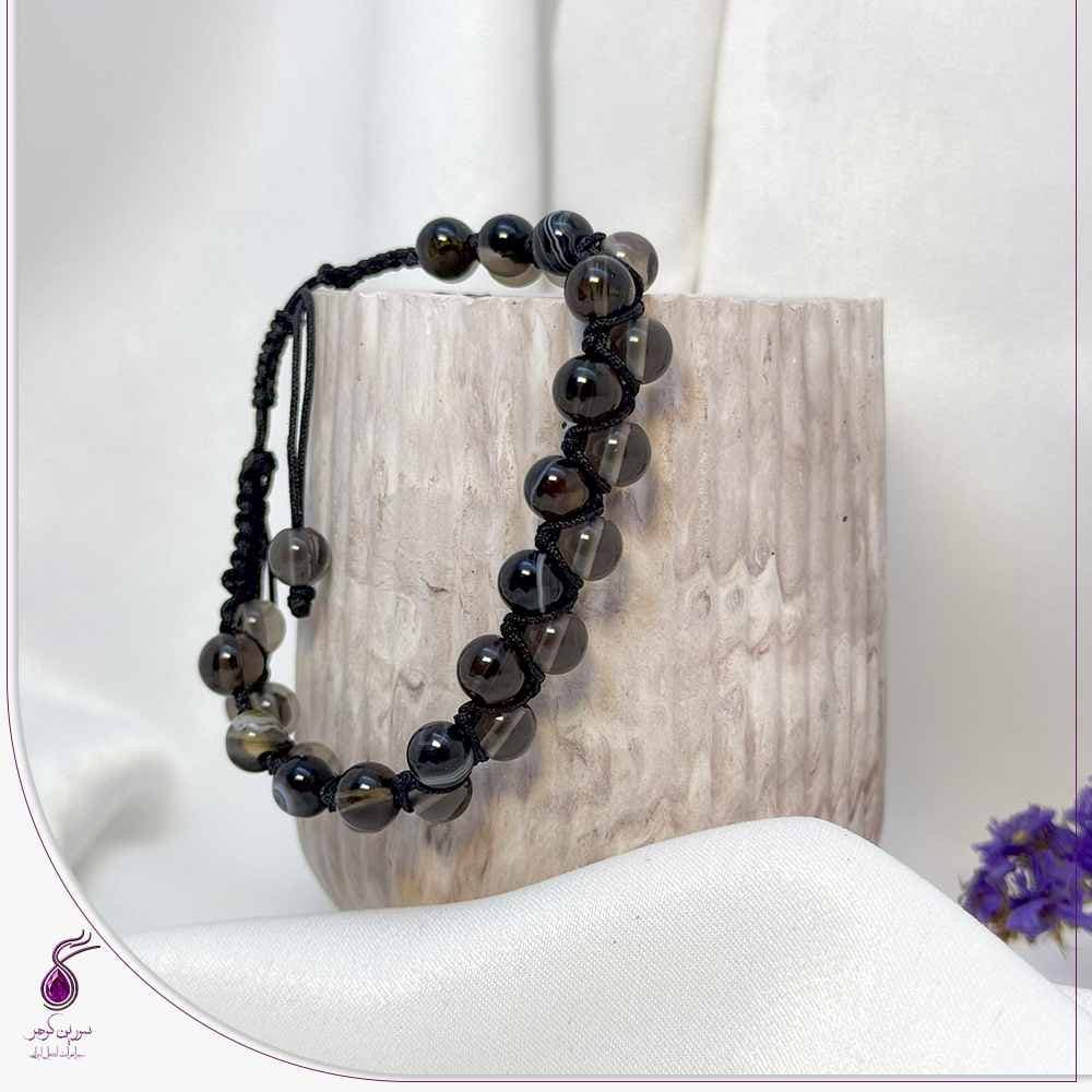 دستبند سنگ عقیق سلیمانی و کوارتز دودی بافت مکرومه کد B193