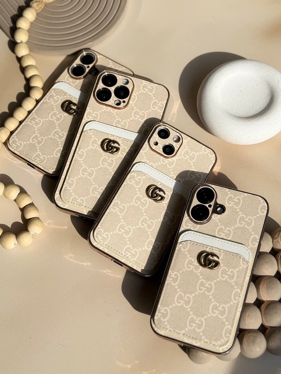 قاب جاکارتی دار GUCCI آیفون ۱۶ پرو | ترکیب استایل لوکس و کاربردی 📱✨