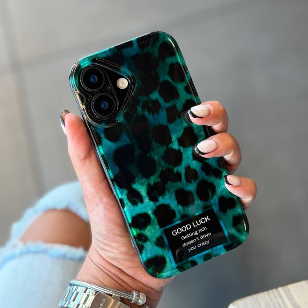 قاب IMD پلنگی زمردی کد CAS مناسب برای گوشی موبایل آیفون Apple iPhone 13 / 13 Pro Max / 14 Pro Max / 15 Pro Max / 16 / 16 Pro Max / 17 / 17 Pro / 17 Pro Max — تصویر ۲