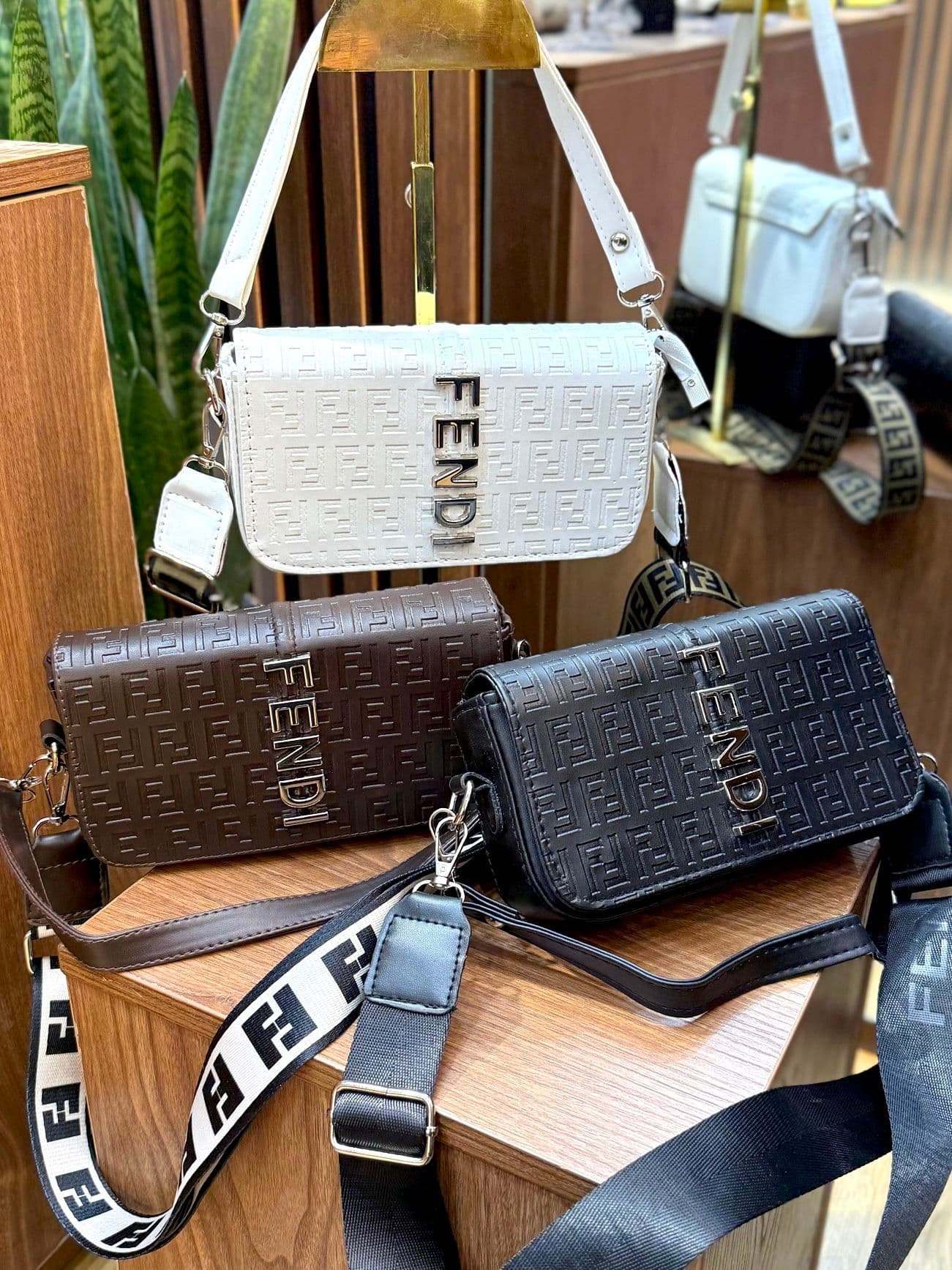 کیف پاسپورتی FENDI کد 408
