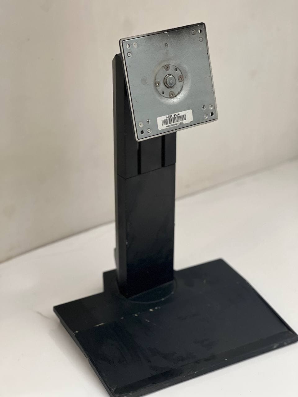 پایه مانیتور آسانسوری کد 2234