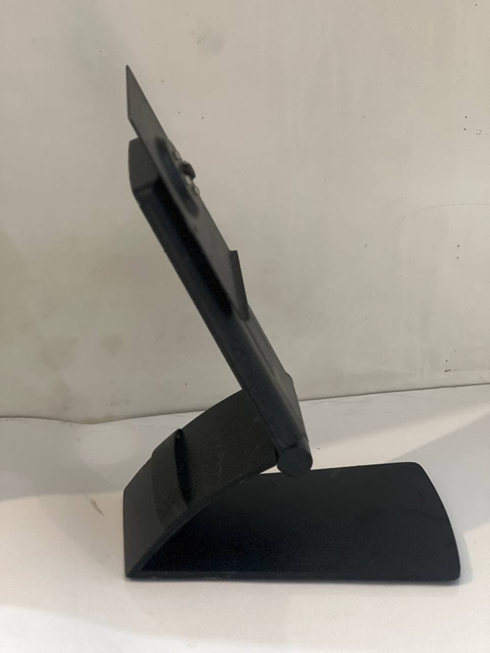 پایه مانیتور آسانسوری کد 2226 HP