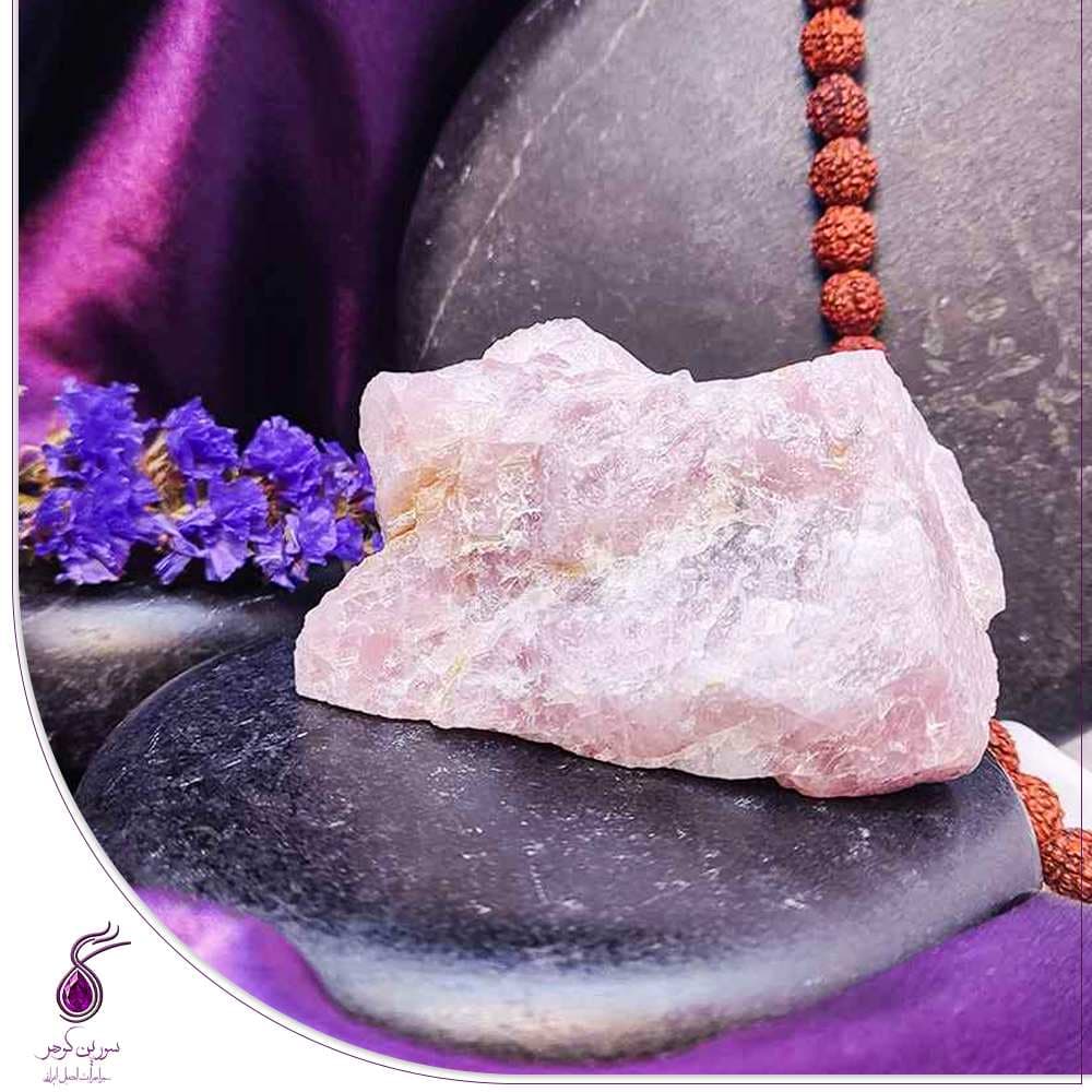 سنگ راف رز کوارتز طبیعی کد RO50