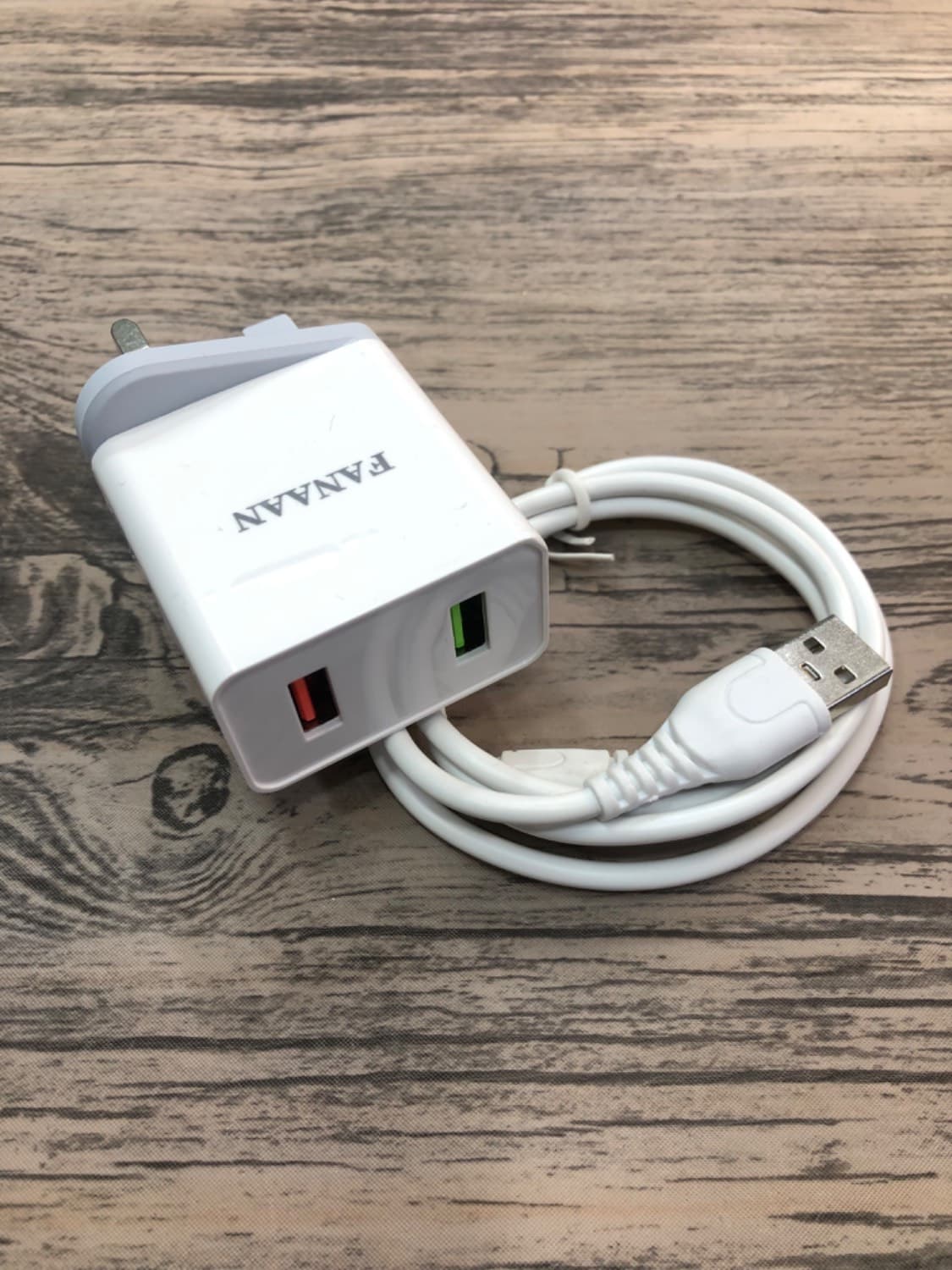 شارژر آیفون lightning مدل CH-10