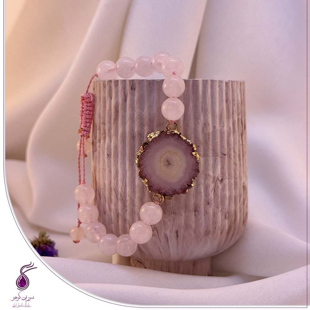 دستبند رز کوارتز با وسط راف عقیق کد B84