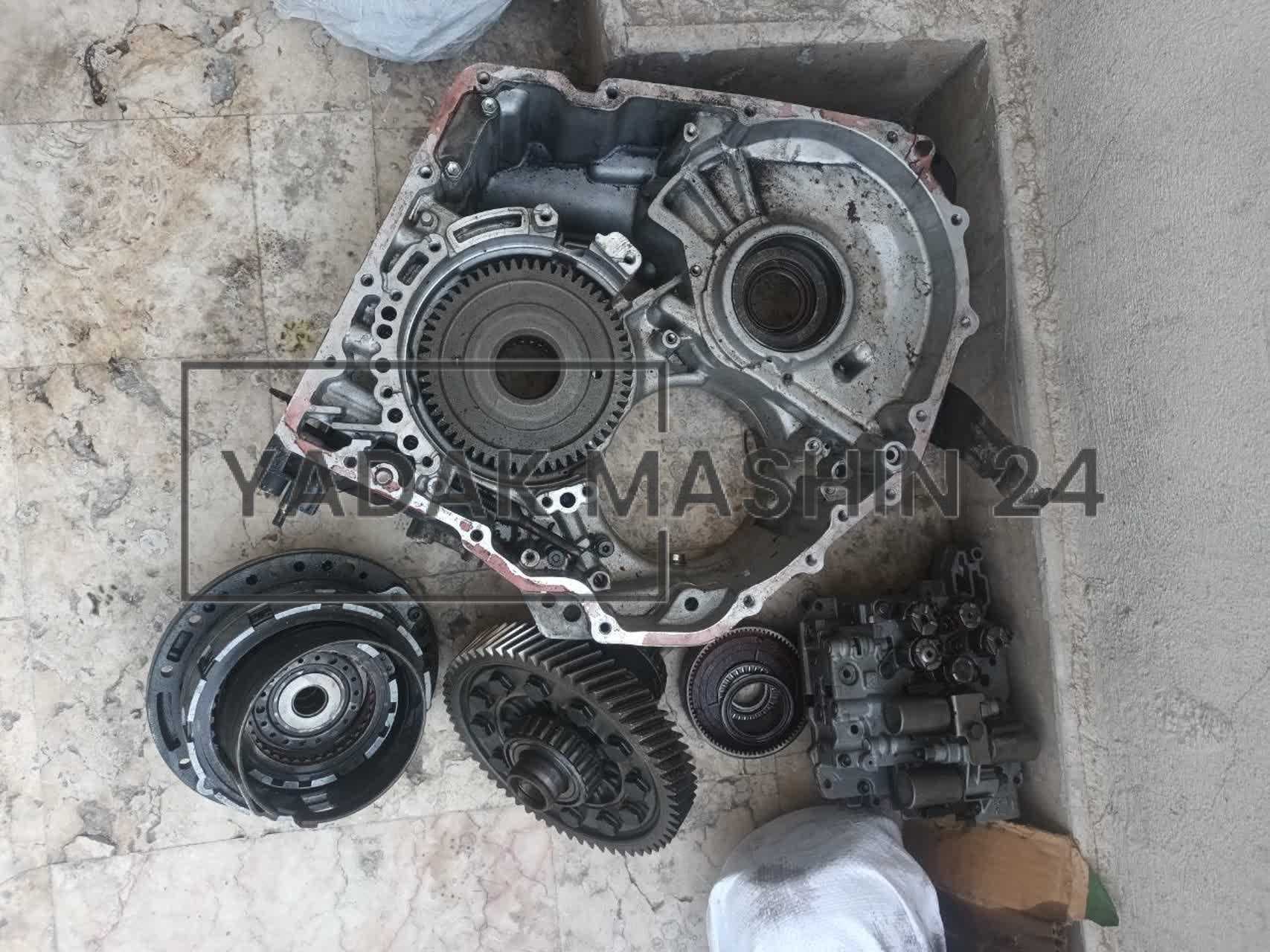گیربکس MG 550 دست دوم قطعات پوسته دنده ساعتی دیفرانسیل در یدک ماشین 24 بازار یدکی تهران