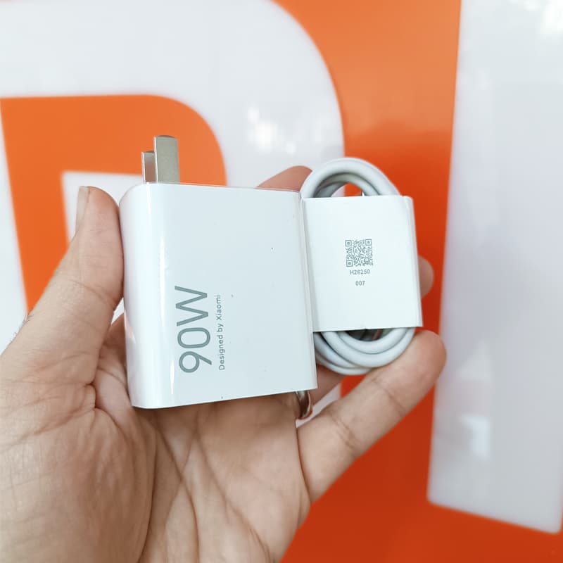 شارژر بهمراه کابل اصلی 90 وات شیائومی مدل Xiaomi Ultra 15 — تصویر ۳