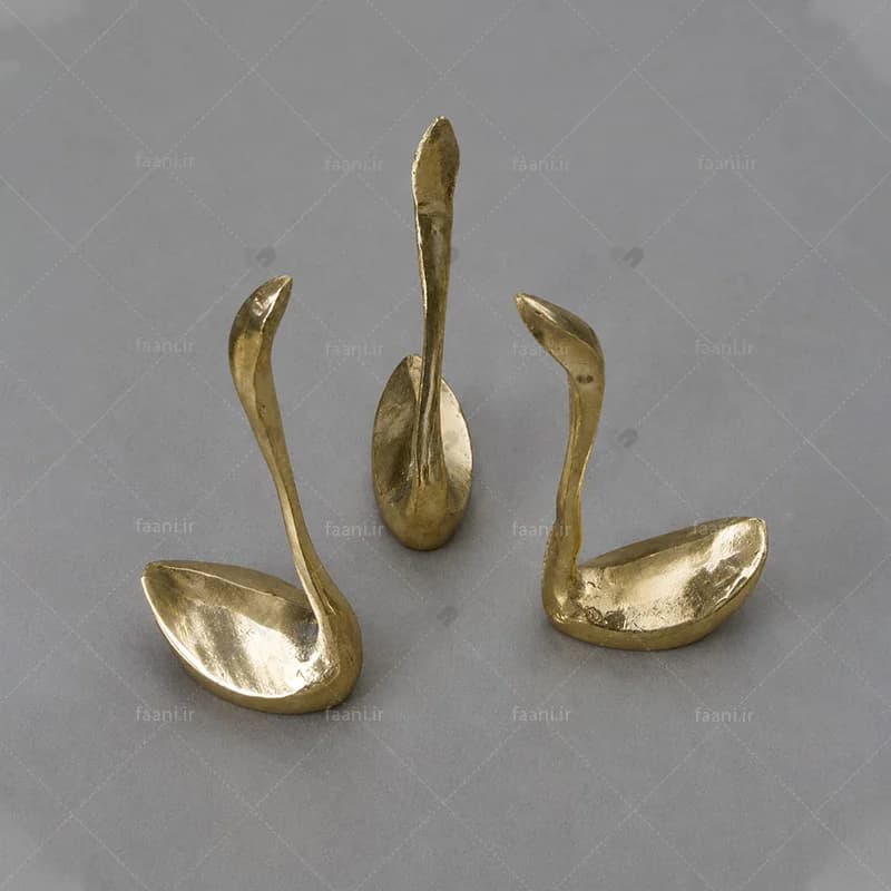 مجسمه برنزی قوی تکی