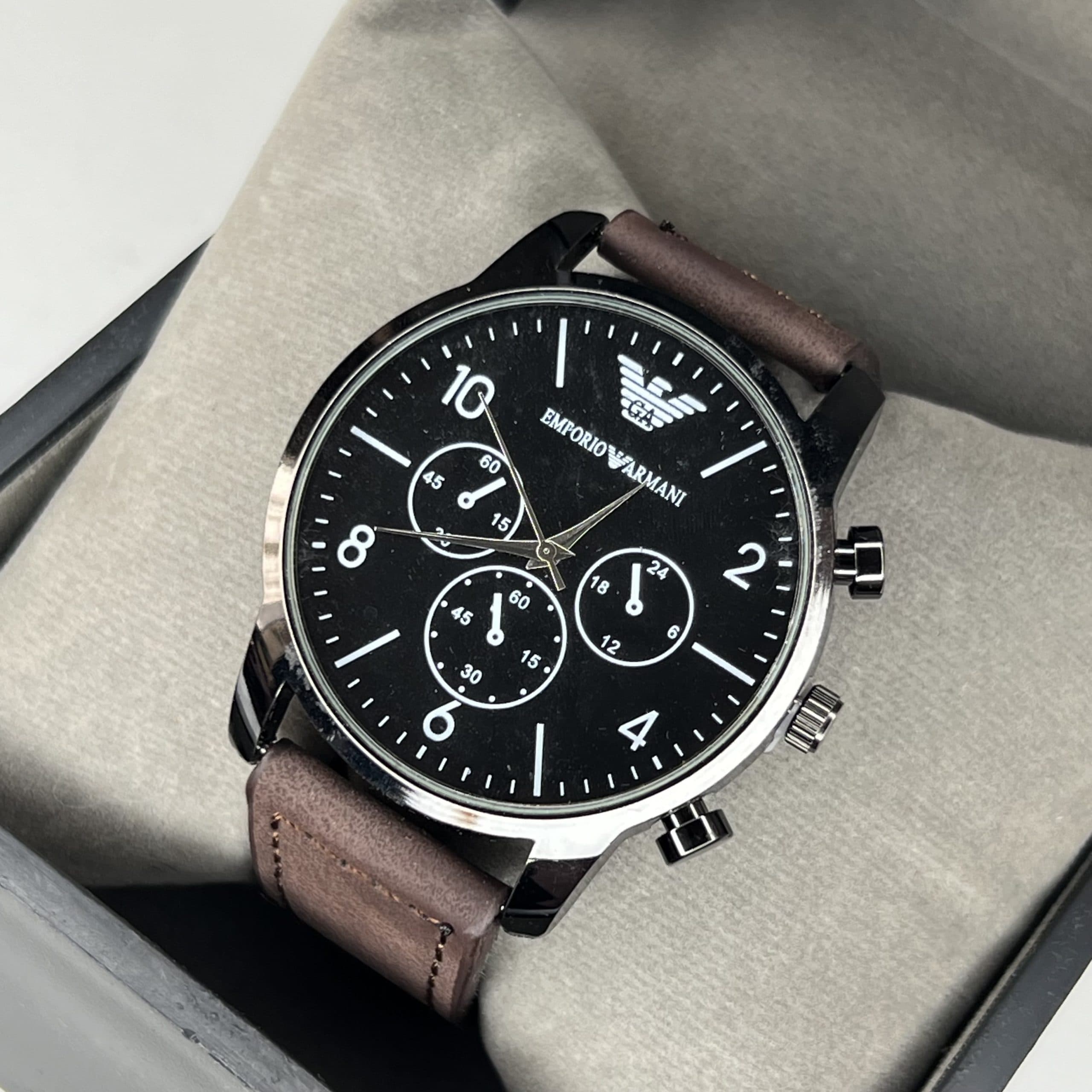 ساعت مردانه ARMANI بند چرمی