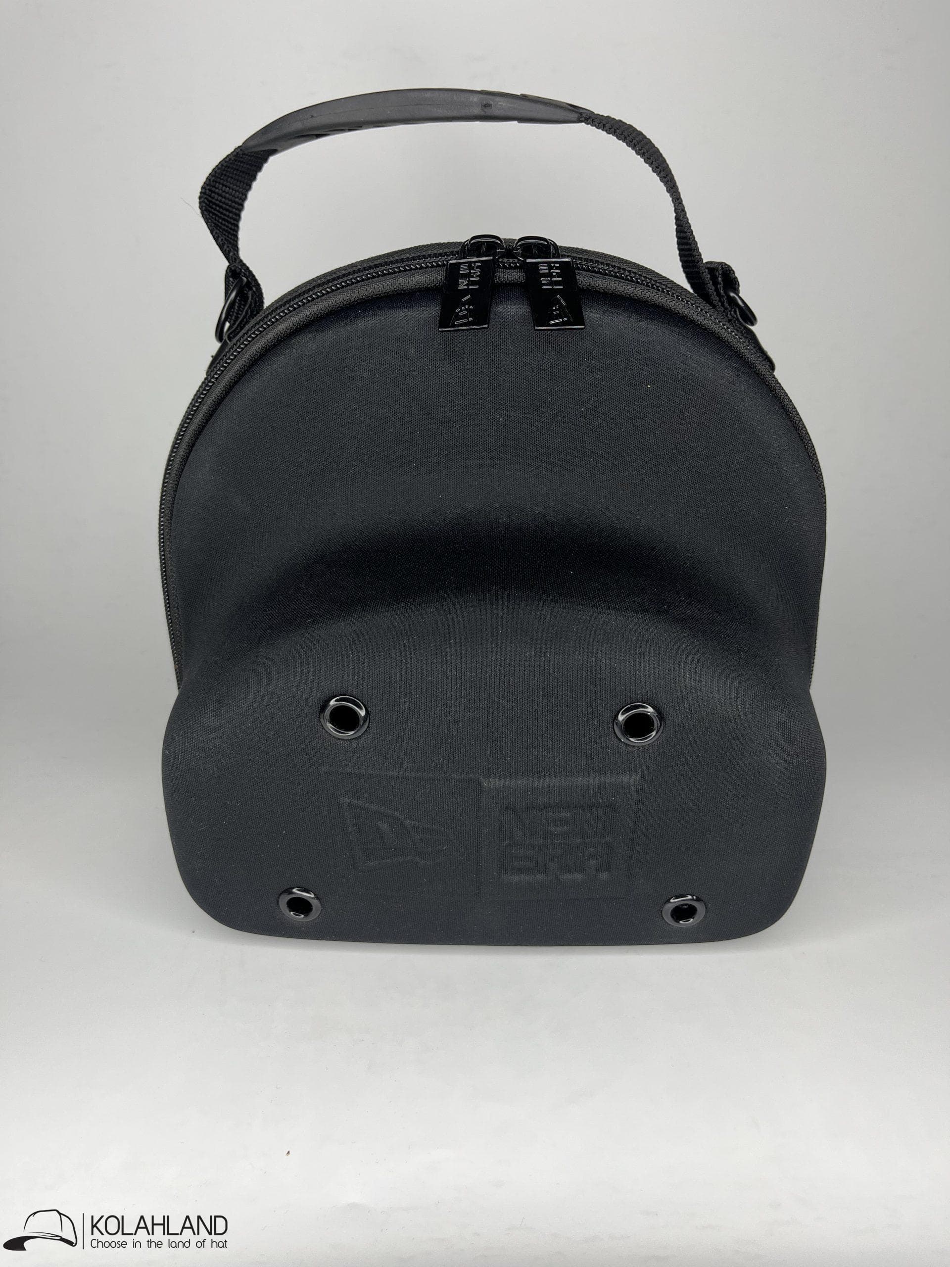 کیف 2تایی کلاه فیت بک و اسنپ بک اورجینال با ضمانت (NEW ERA Black 2-Pack Cap Carrier ) — تصویر ۳