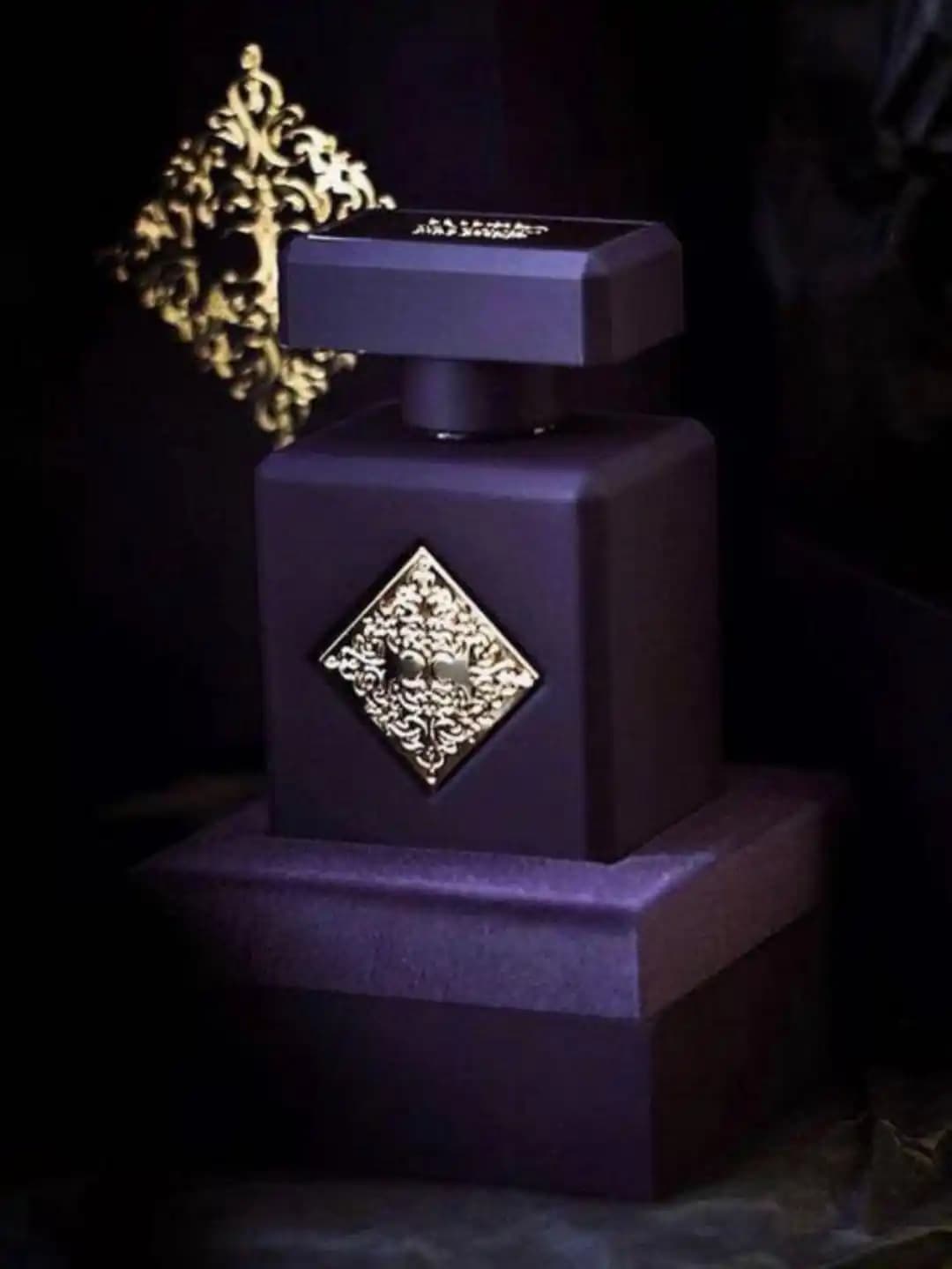 عطر اینیشیو ساید افکت Initio Side Effect — تصویر ۵
