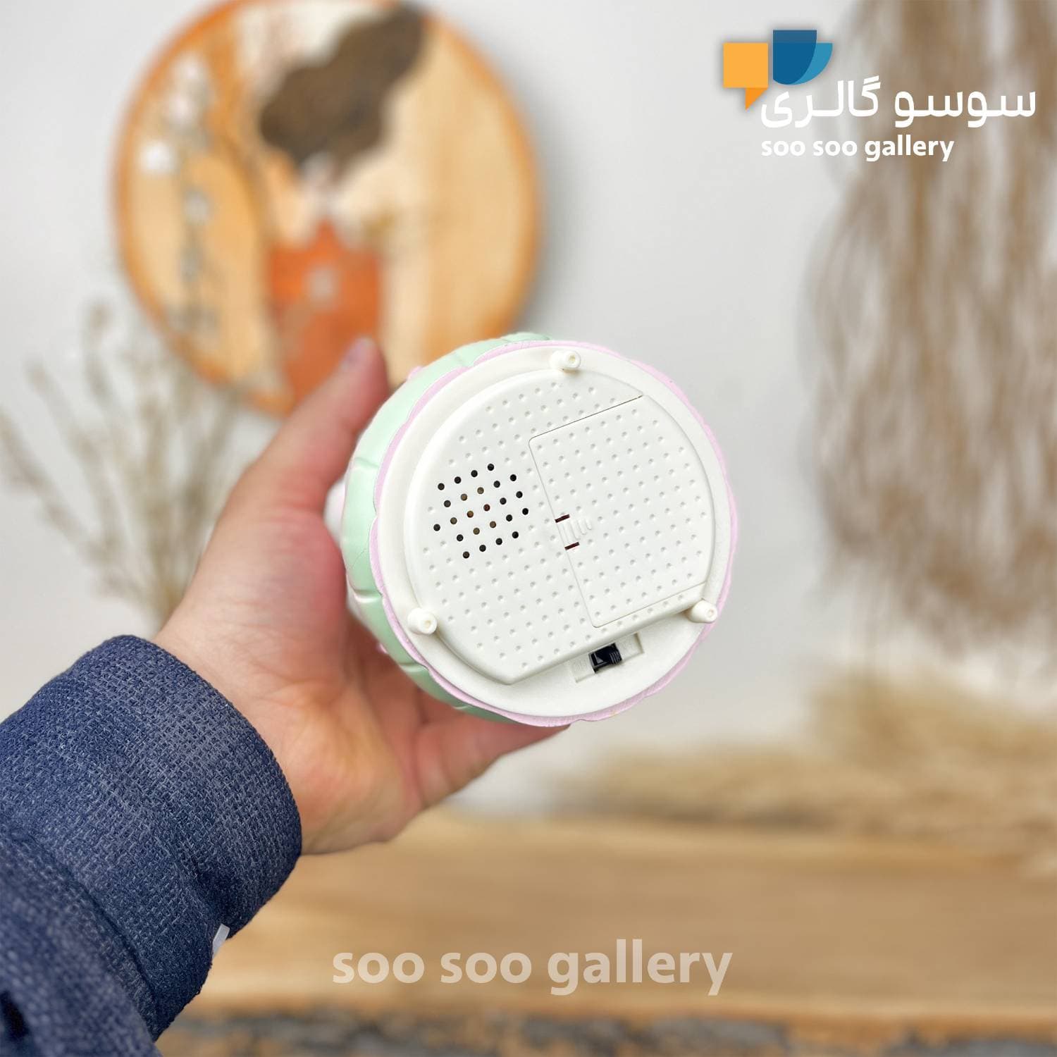 گوی موزیکال دخترانه طرح فرشته بالدار و شکوفه صورتی — تصویر ۴