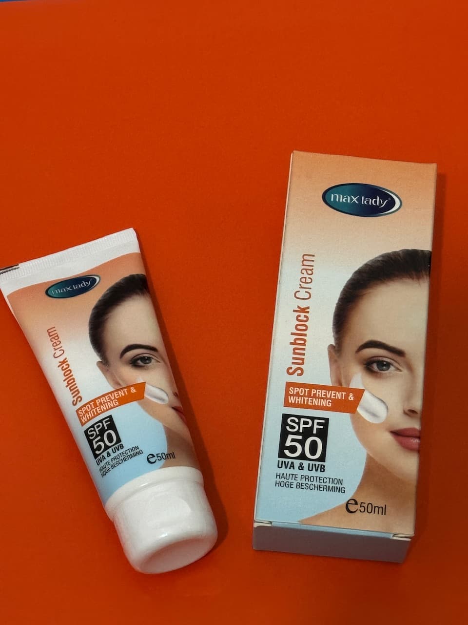 کرم ضد افتاب و‌ضدلک 100میل Spf 90 spot max lady