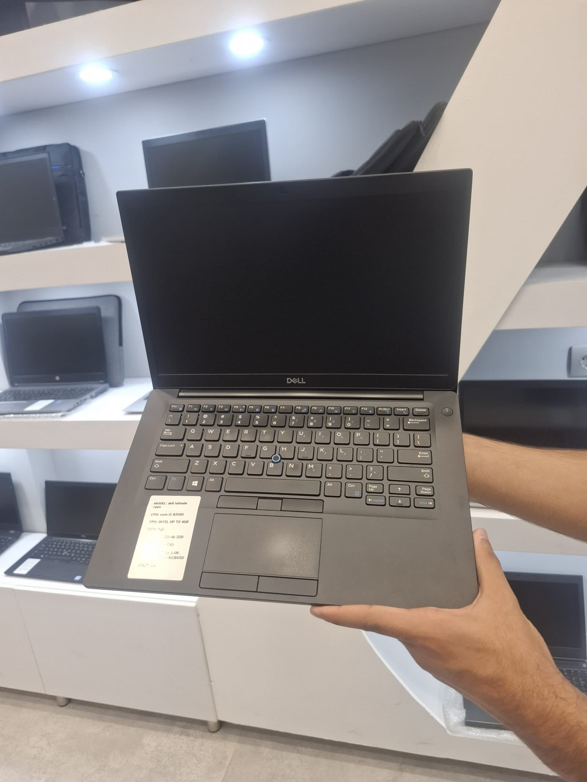 لپ تاپ استوک دل dell latitude 7490 i5 ram 8gb ssd 256gb — تصویر ۲