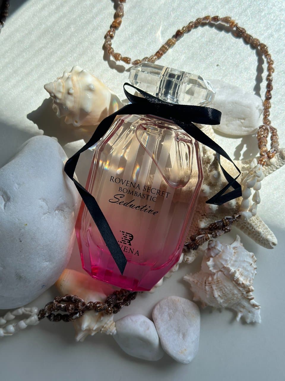 ادکلن روونا کالکشن Victoria’s Secret Bombshell Seduction حجم ۱۰۰ میلی‌لیتر — تصویر ۷