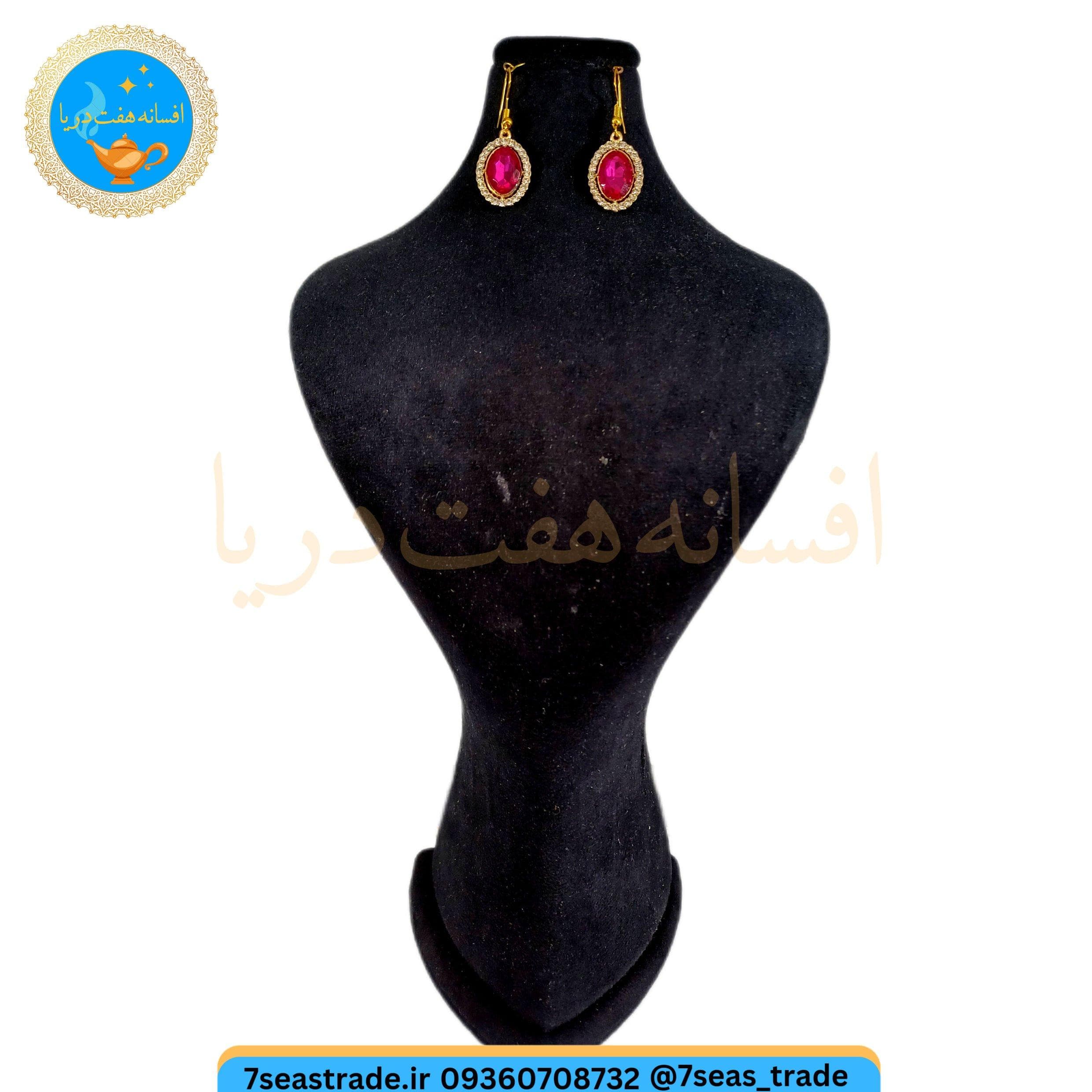 گوشواره زنانه طلایی کریستال بیضی دور نگین شاین مدل ارغوان