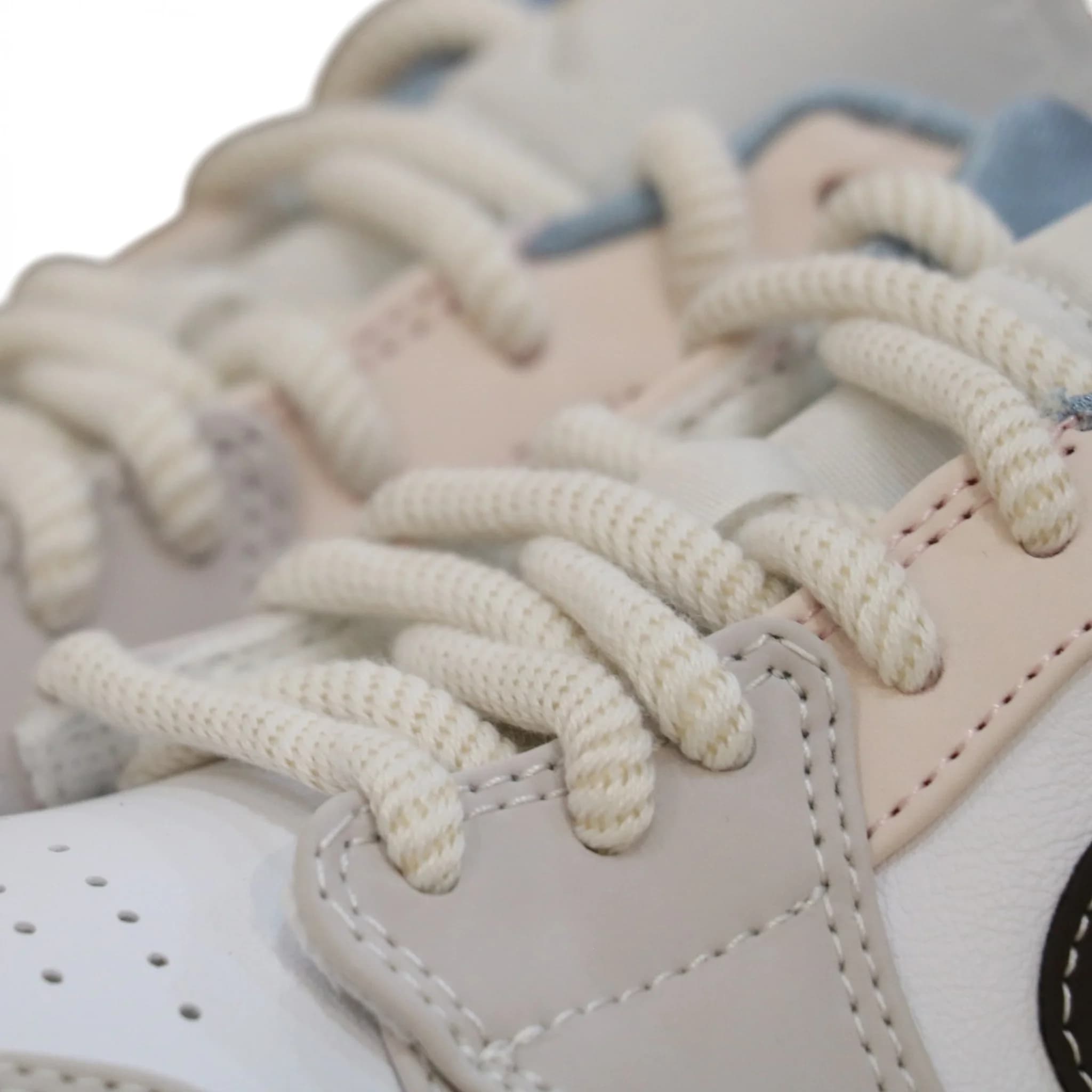کفش (کتونی) نایک ایر جردن 1 AIR JORDAN WMNS — تصویر ۸
