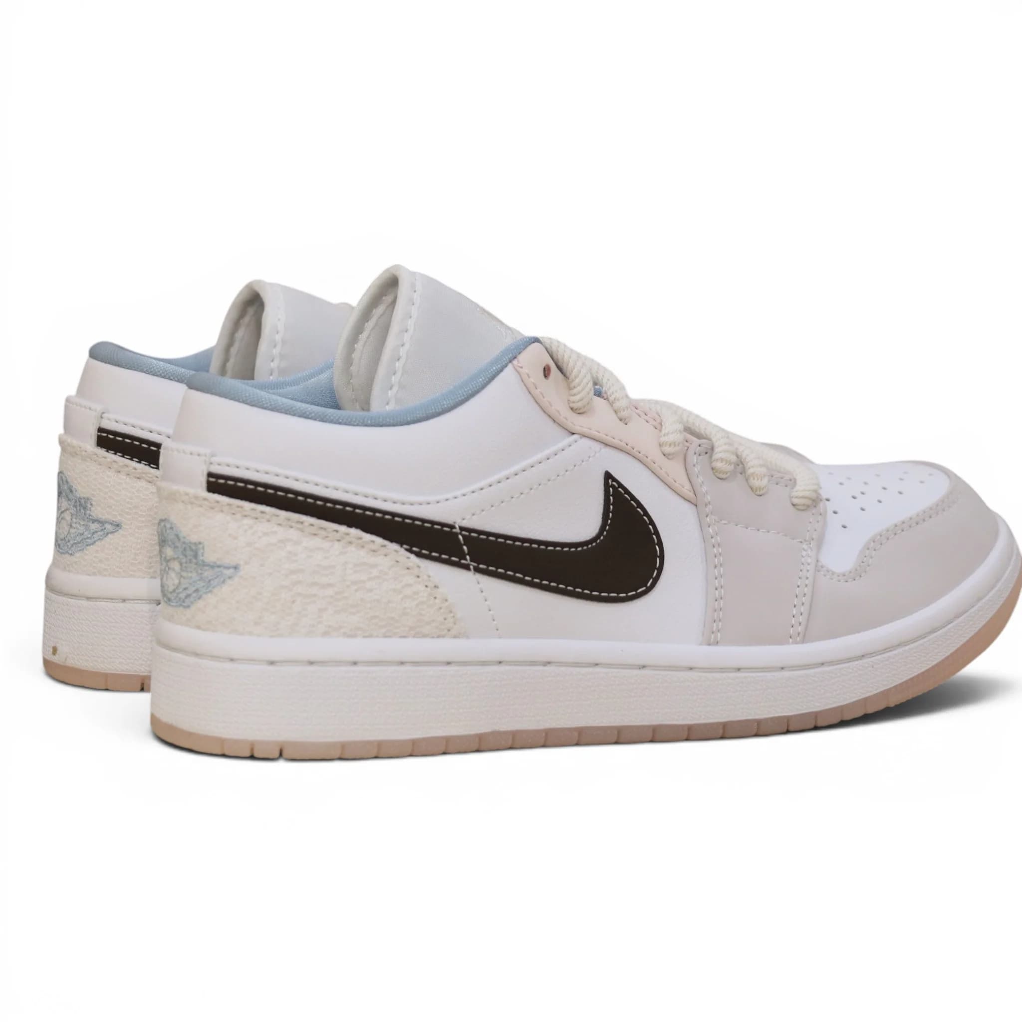 کفش (کتونی) نایک ایر جردن 1 AIR JORDAN WMNS — تصویر ۷