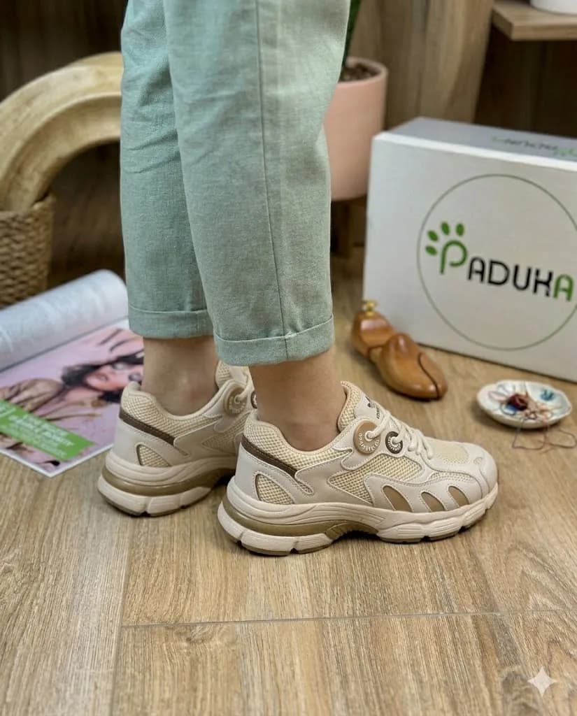 کتونی زنانه آدیداس آستیر آلدو زیره پیو بتا کد 31432 — تصویر ۴